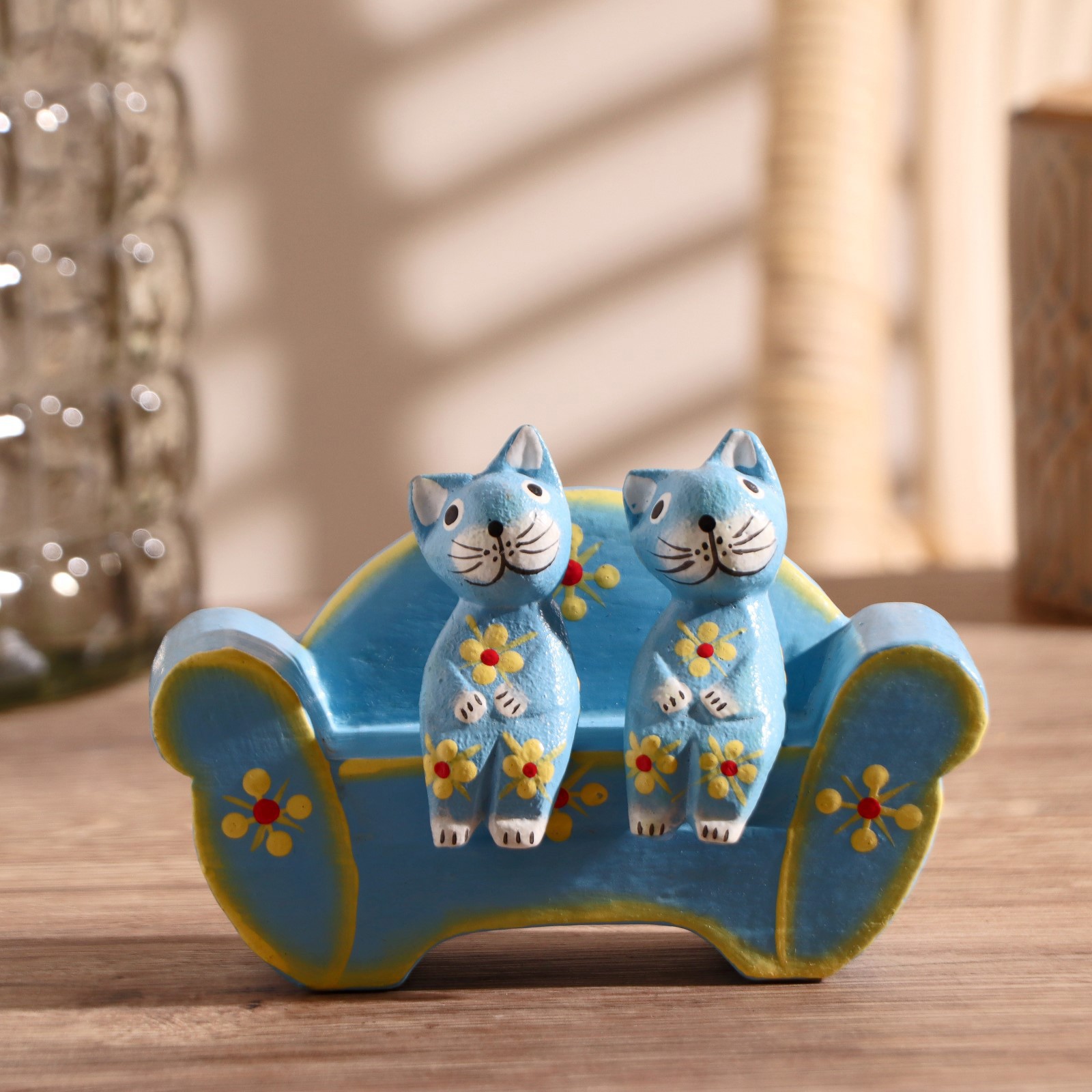 Изображение товара Сувенир интерьерный "Кошки на диване" 8.5x3.5x6 см