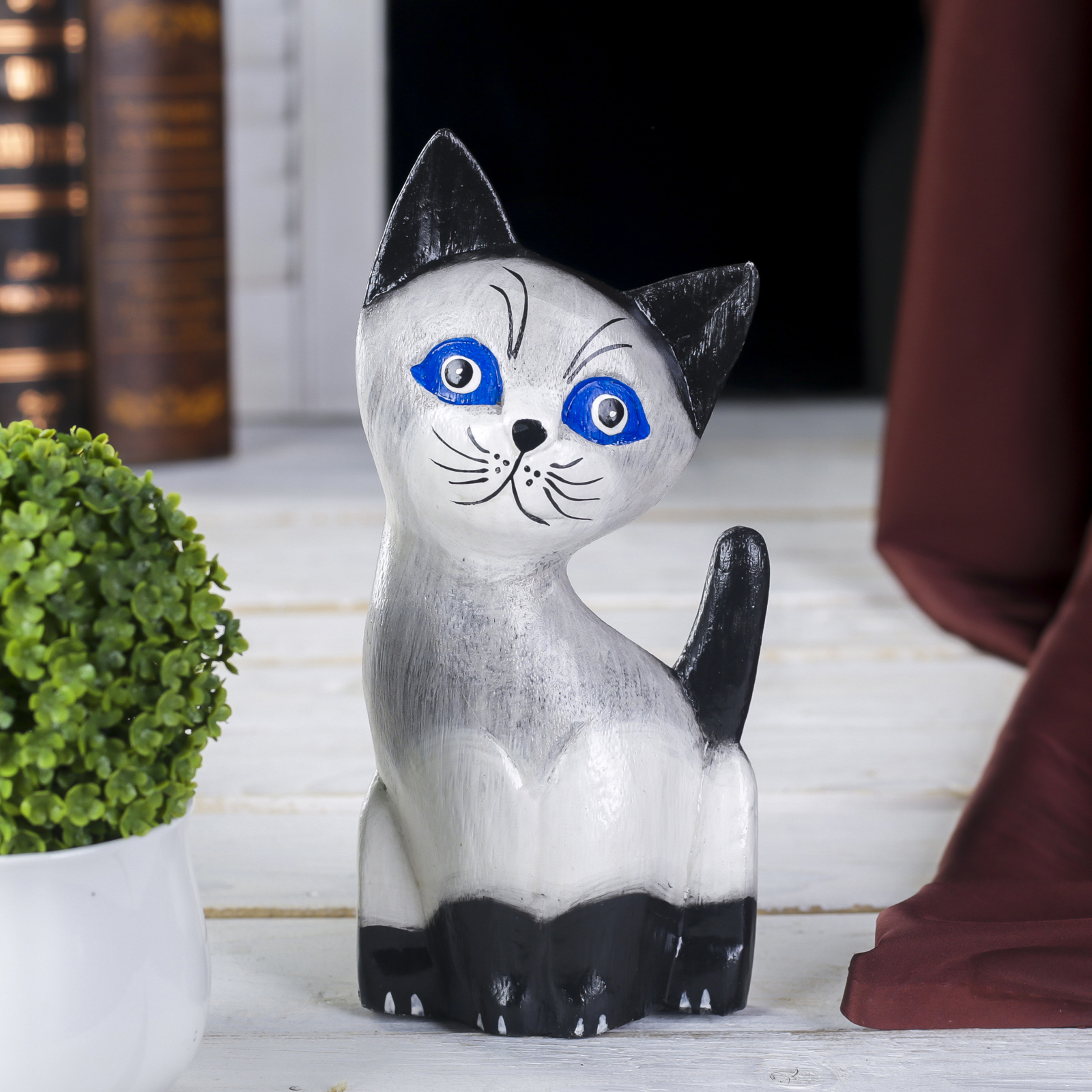 Изображение товара Сувенир интерьерный "Серая кошечка" 5x9x20 см