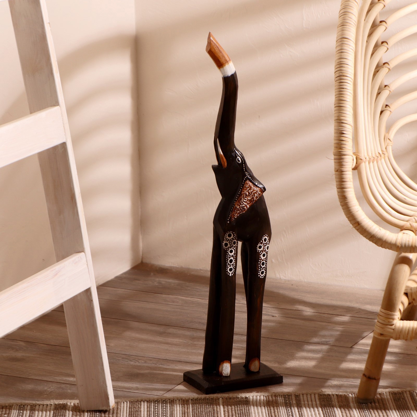 Изображение товара Слон хобот вверх резной, 60 см — декоративная фигура из дерева