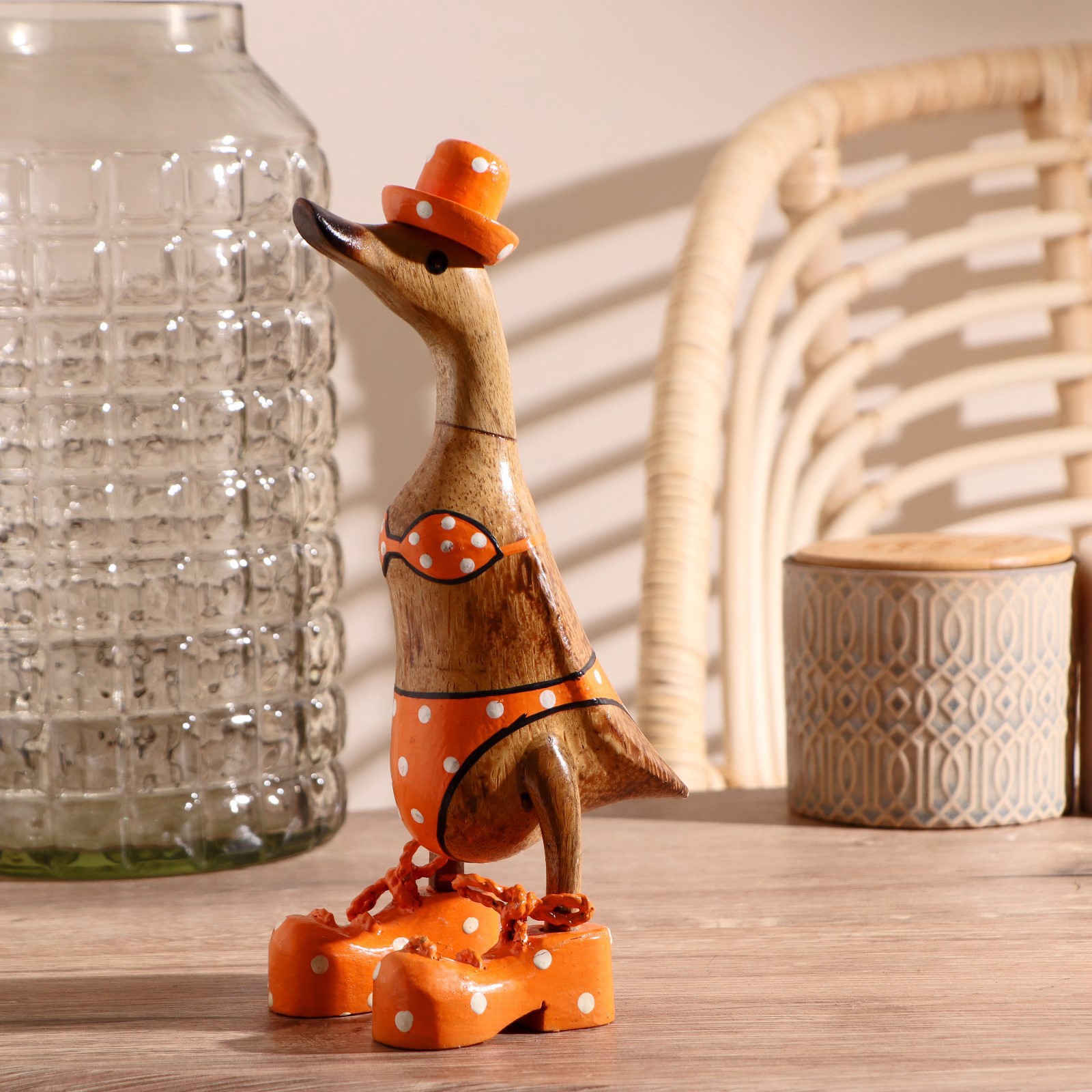 Изображение товара Сувенир интерьерный "Утка в оранжевом купальнике" 13x9x27 см