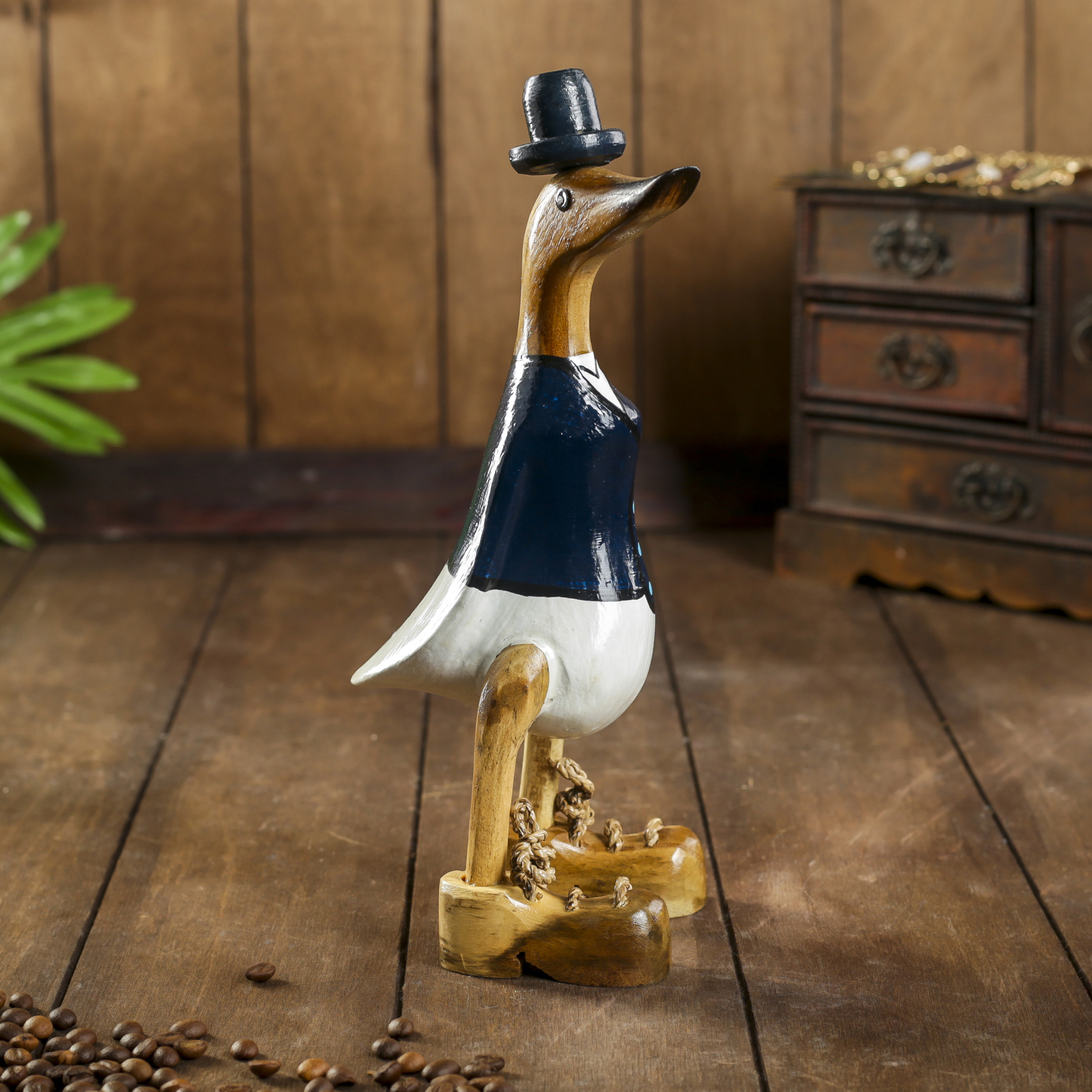 Изображение товара Сувенир Утка в синем пиджаке — деревянная декоративная фигура 13x9x27 см