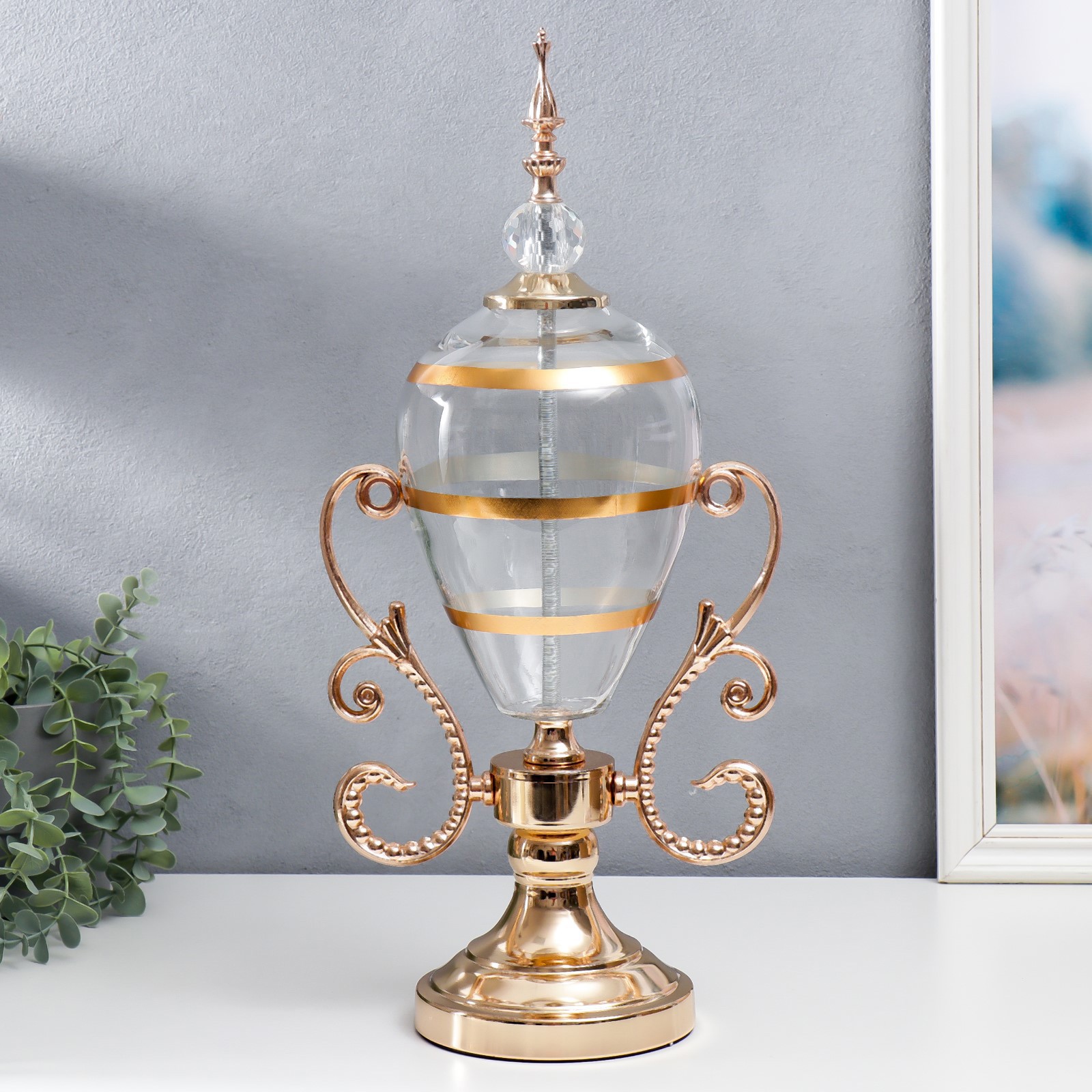 Изображение товара Сувенир интерьерный "Изящный кубок" золото 49x15x24 см