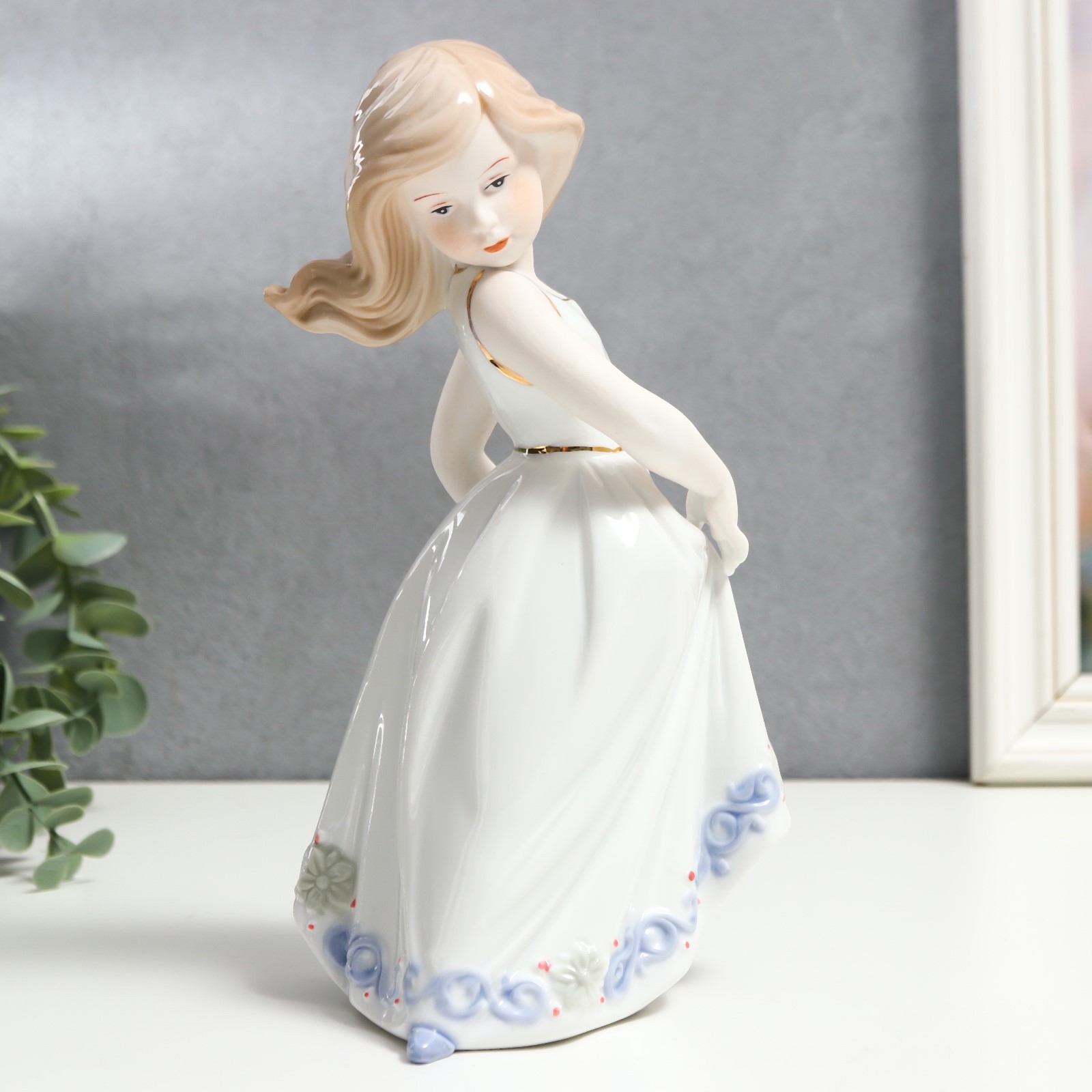 Изображение товара Сувенир интерьерный "Девочка в танце" 21x11x7 см