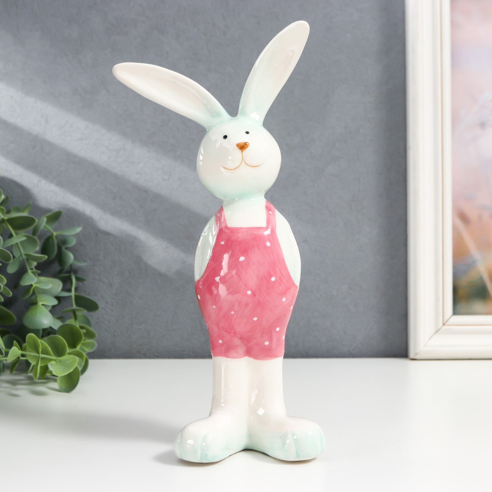 Изображение товара Сувенир интерьерный "Зайчик в розовом комбинезоне" 11.8x6.5x24 см