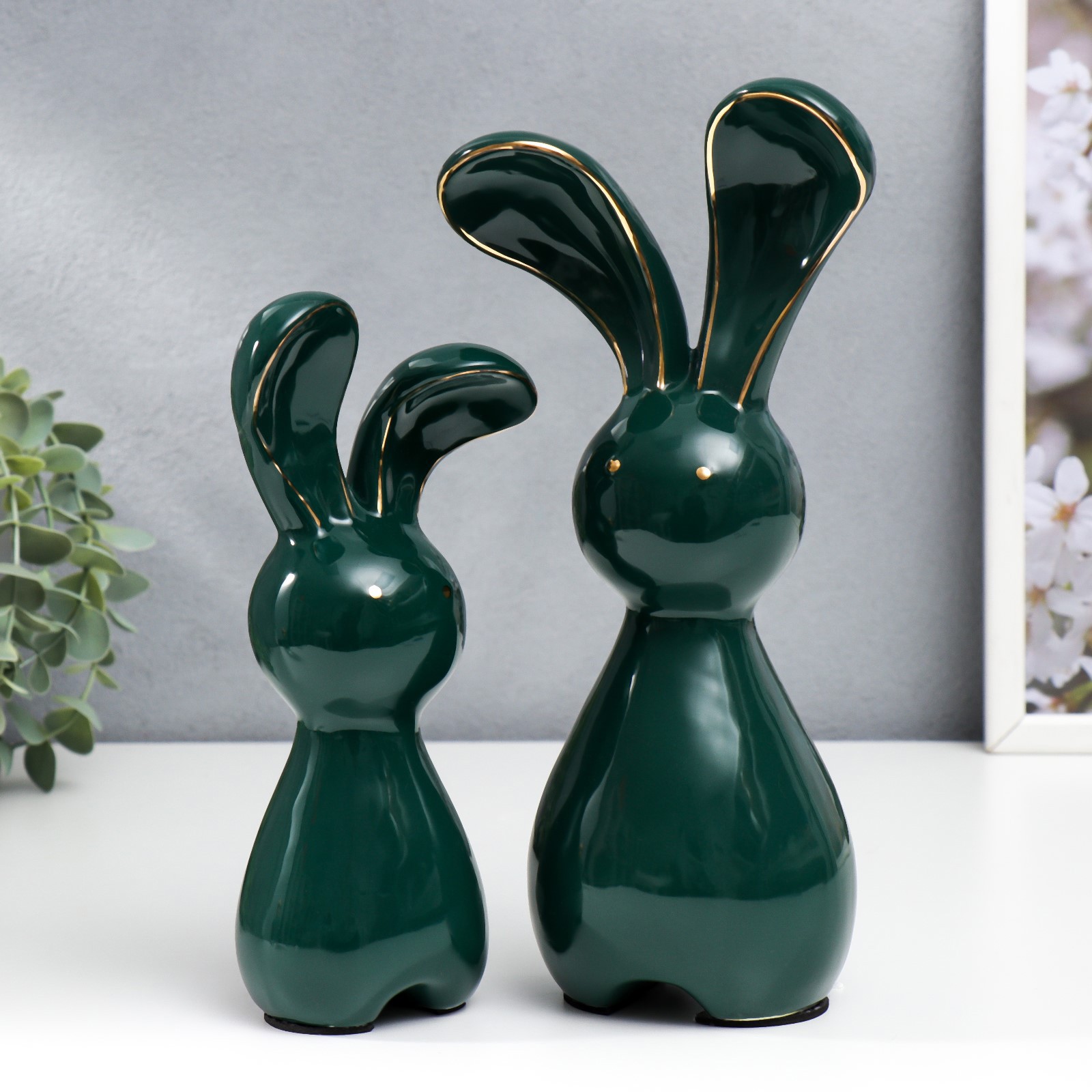 Изображение товара Набор сувениров интерьерных 2 шт "Зайчата лопоухие" тёмно-зелёные 20x6x9.5см и 26.5x8x11.5 см