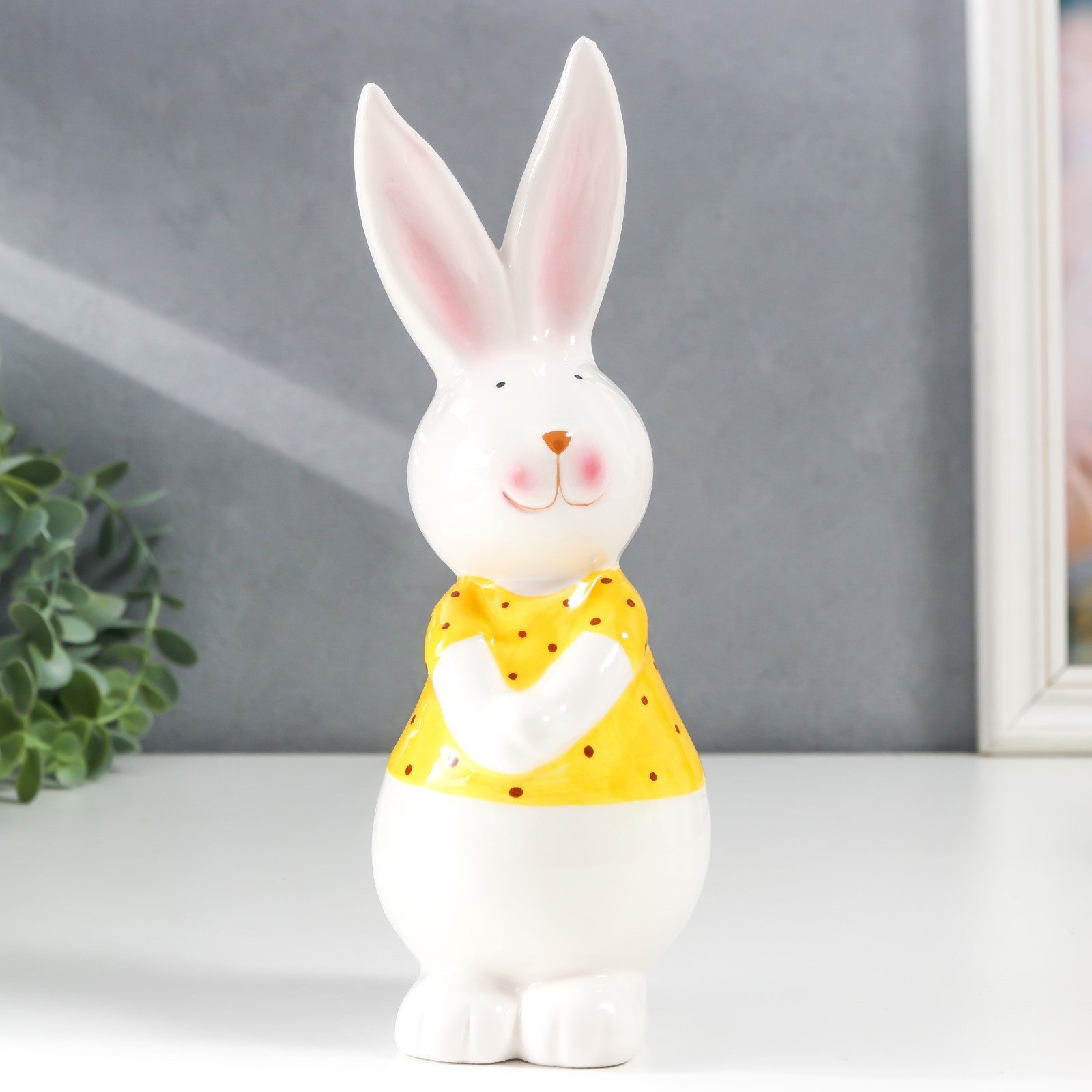 Изображение товара Сувенир интерьерный Зайка в жёлтой рубахе 8x7x22 см