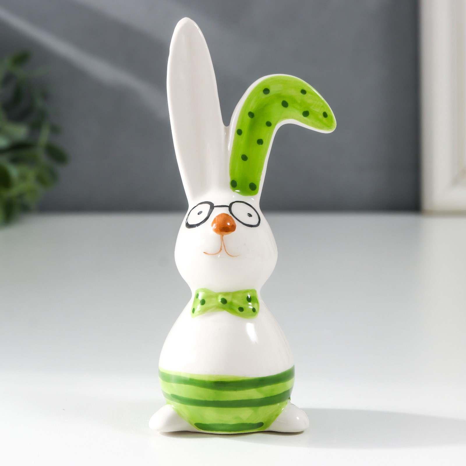 Изображение товара Сувенир интерьерный "Зайчик - умник в зелёном" 5x3.5x10.7 см