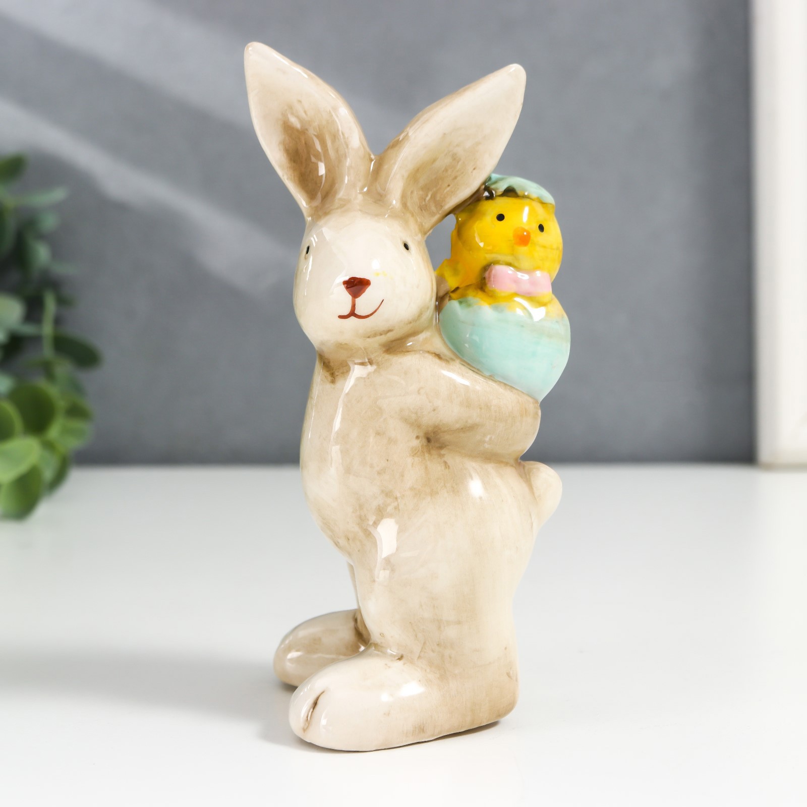 Изображение товара Сувенир интерьерный "Зайчик с цыплёнком" 7.5x7x13 см