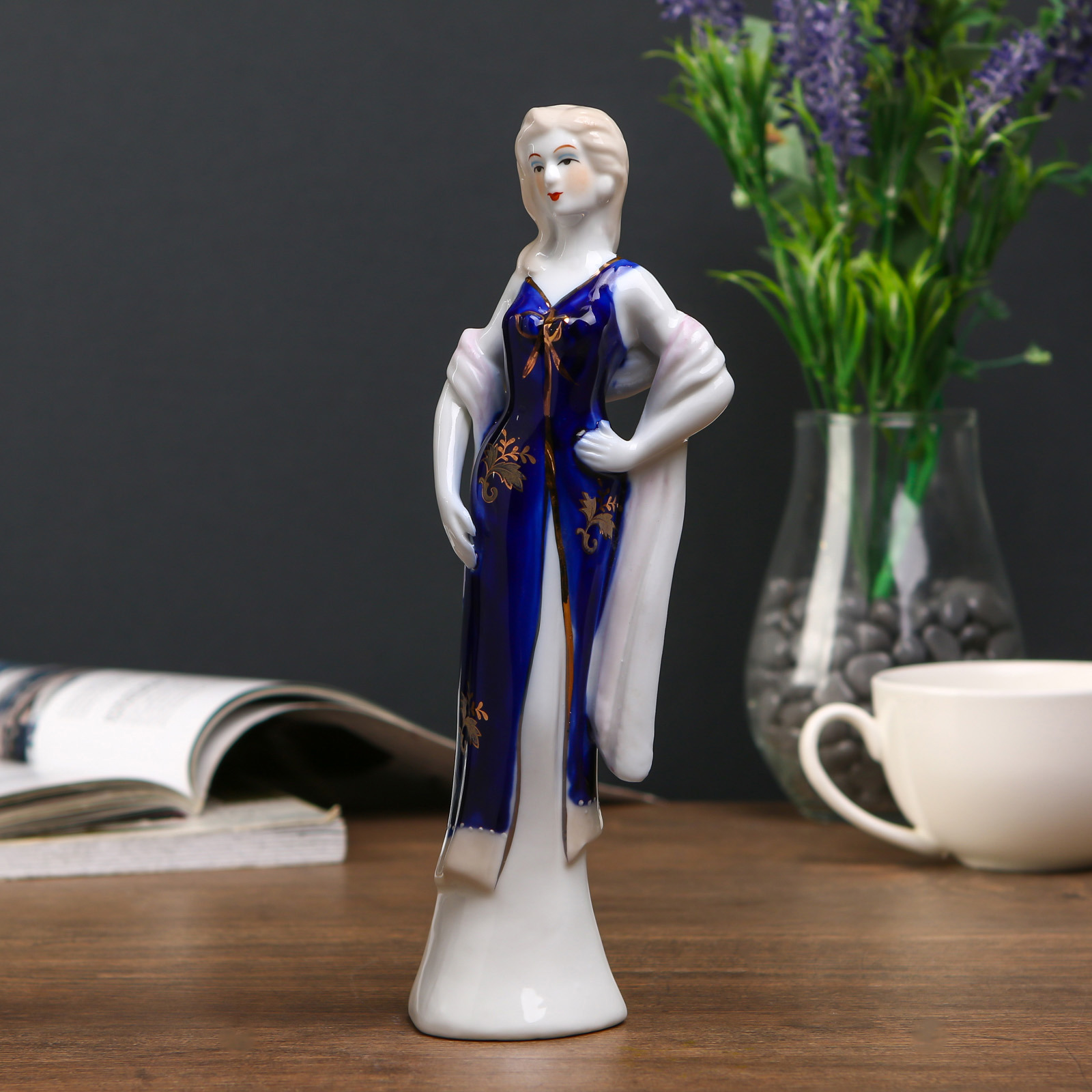 Изображение товара Сувенир интерьерный "Мадмуазель Элоиза в накидке" 22x7x5 см