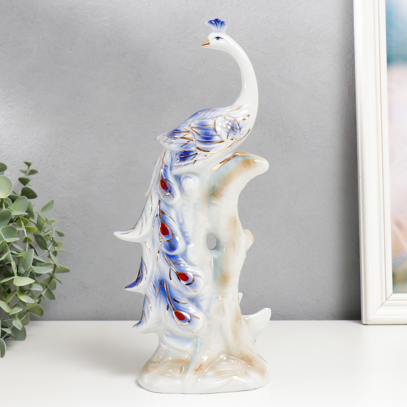 Изображение товара Сувенир интерьерный "Павлин на дереве" синий с золотом 29x12x7.3 см