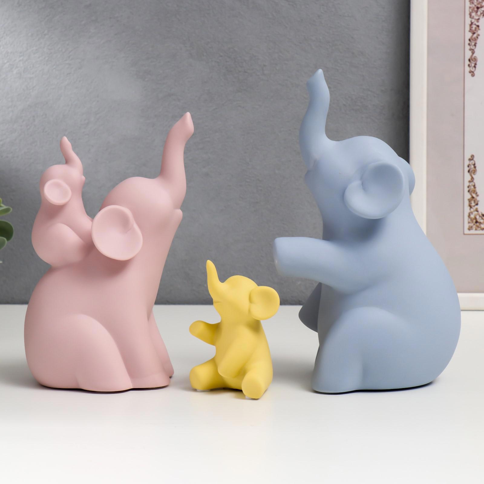 Изображение товара Набор сувениров интерьерных 3 шт "Семейство слонов" 10x5 см, 20x21 см, 22x14 см