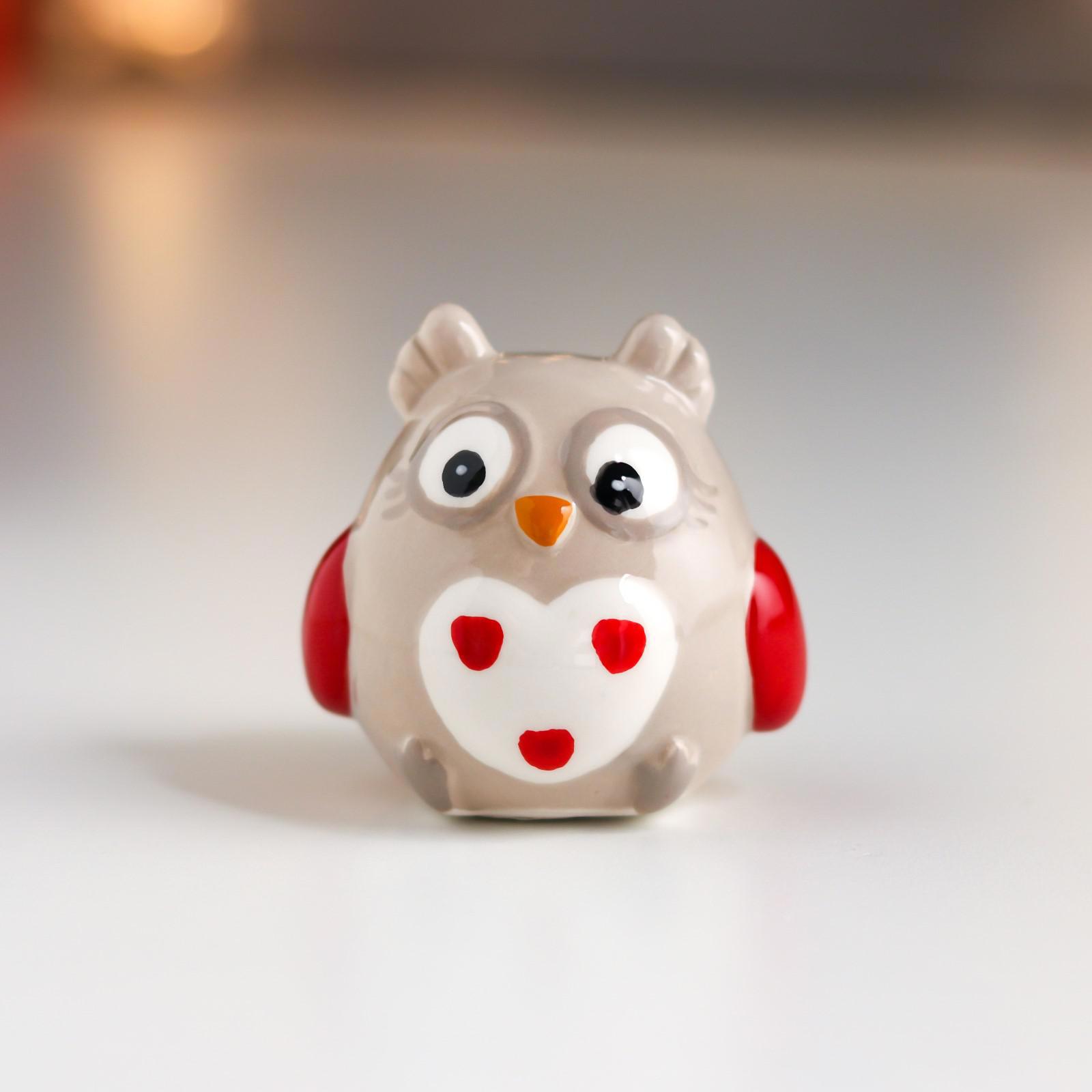 Изображение товара Сувенир интерьерный "Совёнок красные крылышки сердечки на пузе" 5.1x4.5x5.2 см