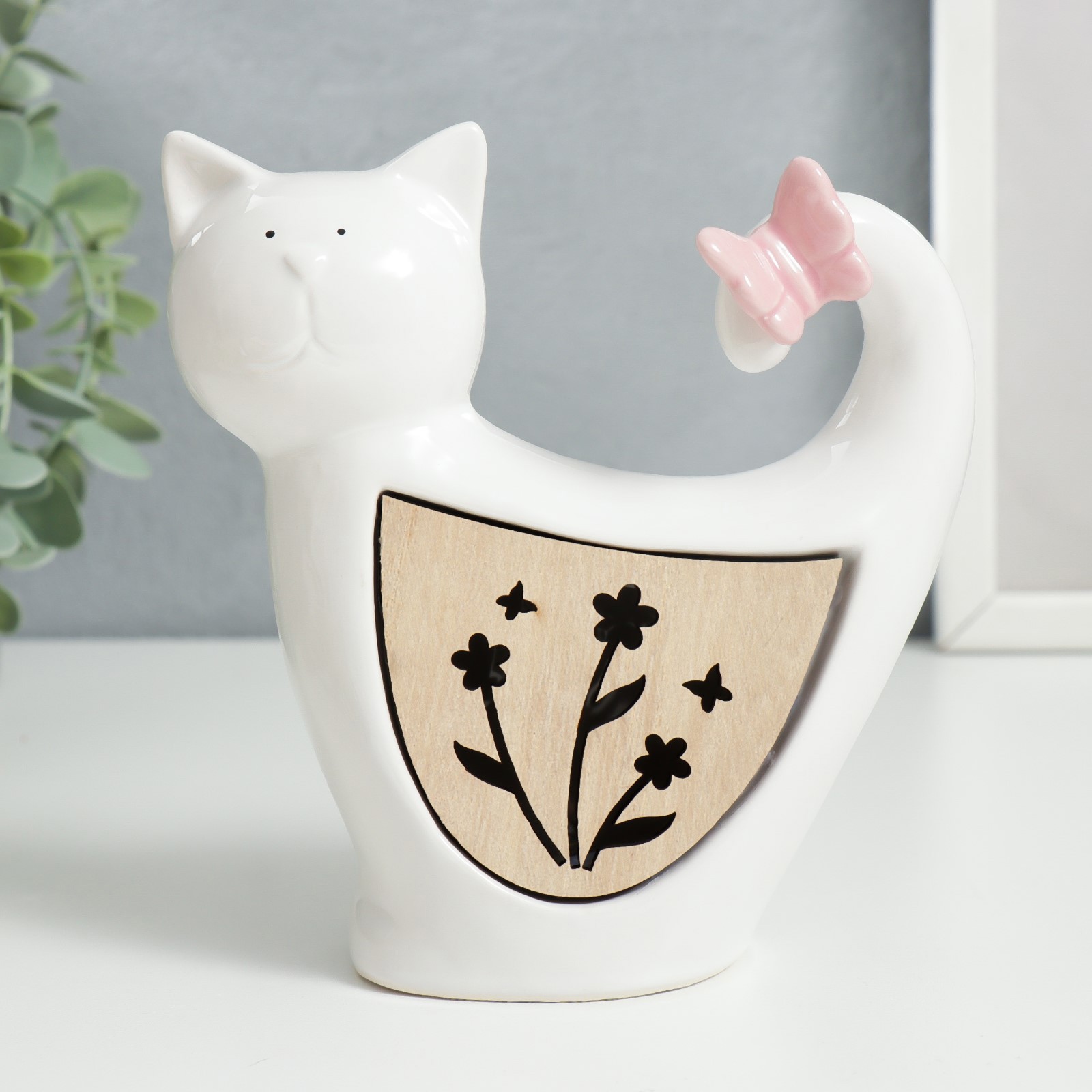 Изображение товара Сувенир интерьерный свет "Кот с бабочкой на хВосте" 14.6x6.2x13.7 см