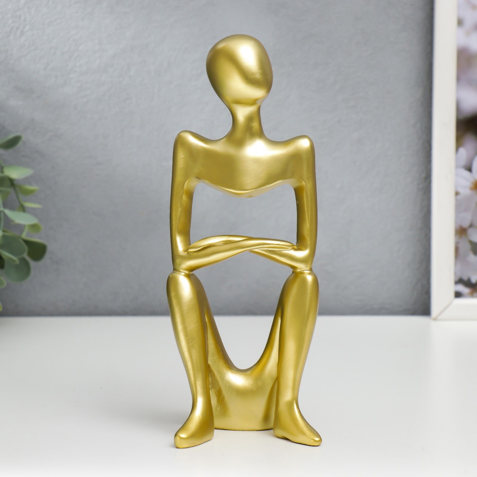 Изображение товара Сувенир интерьерный "Абстракция - мечтатель" золото 22x6x8 см