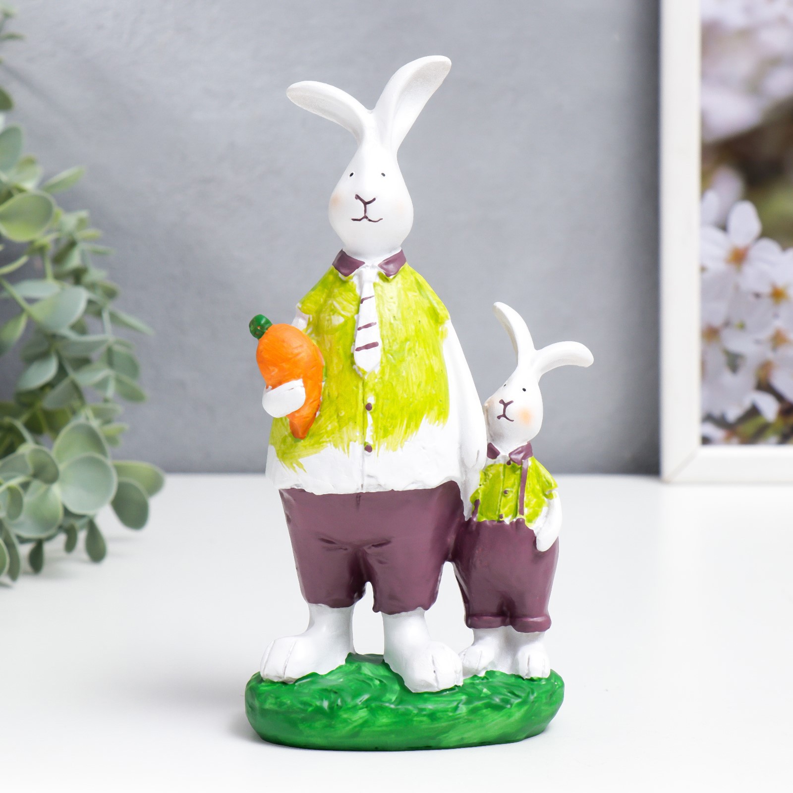 Изображение товара Сувенир интерьерный "Зайцы - отец и сын" 19x5.8x9 см