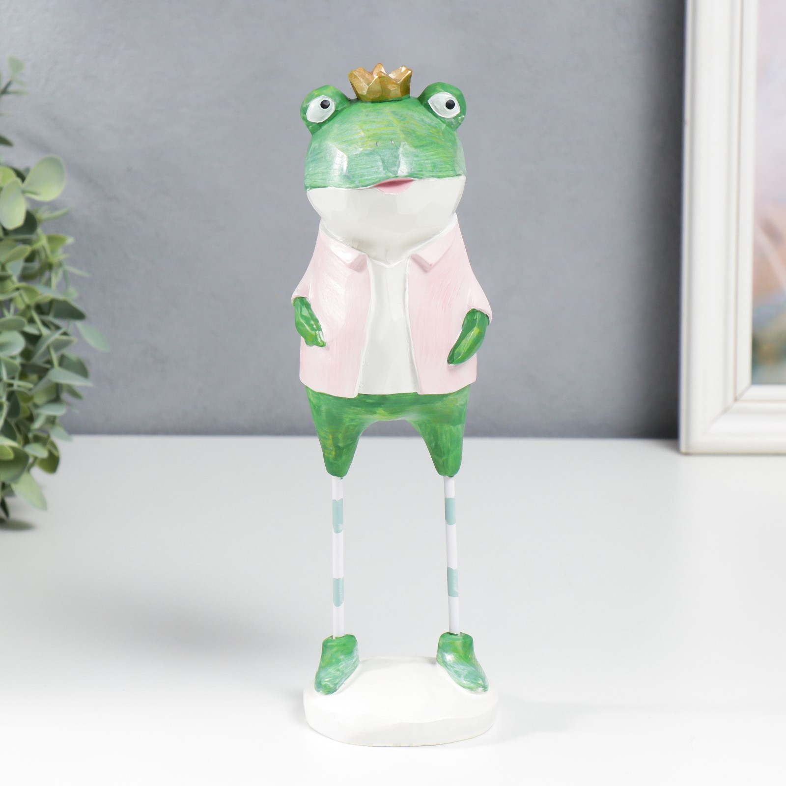 Изображение товара Сувенир интерьерный Лягушонок-принц на длинных ножках 27x8.5 см