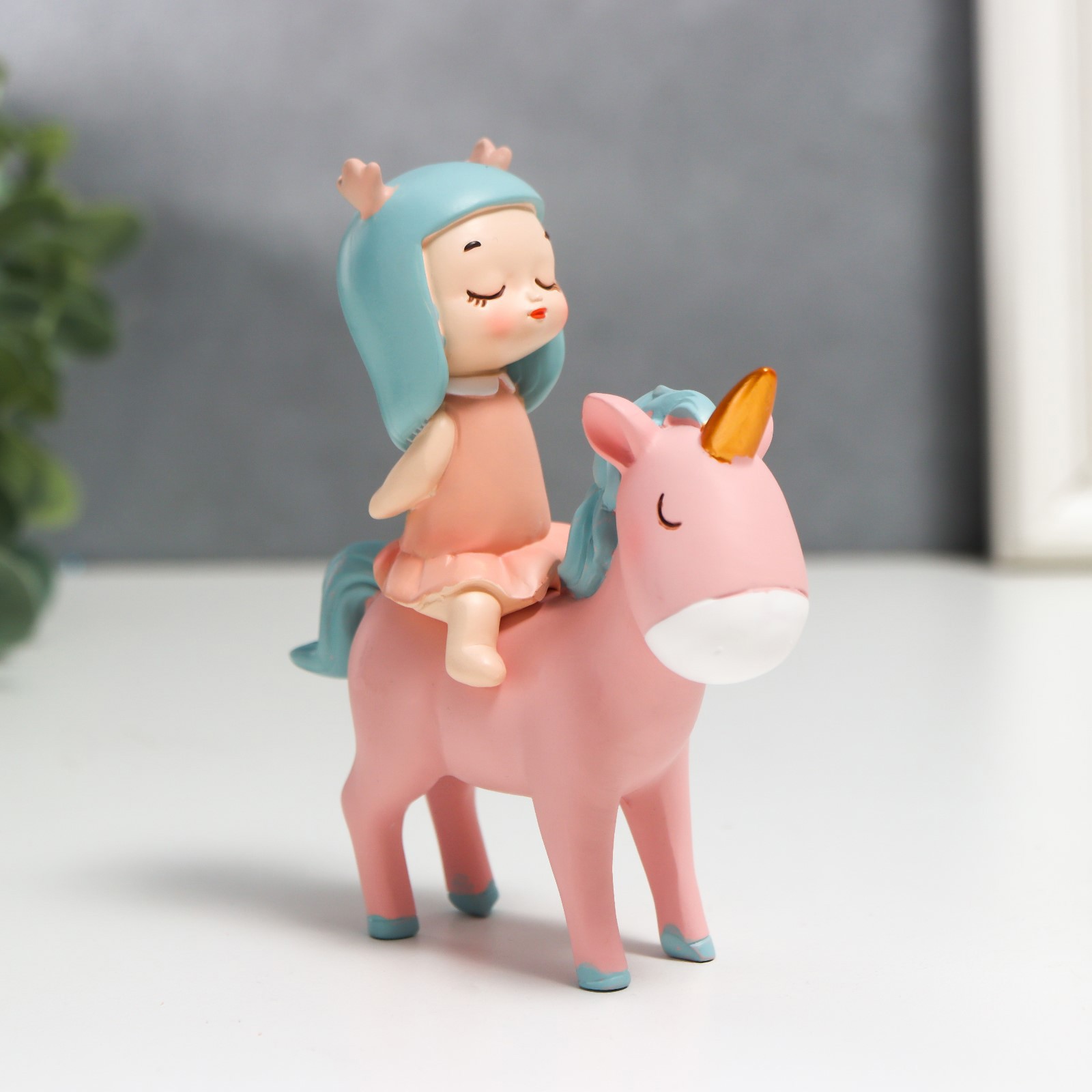 Изображение товара Декоративная фигура «Малышка с оленьими рожками верхом на единорожке» 10,5×9×3,5 см