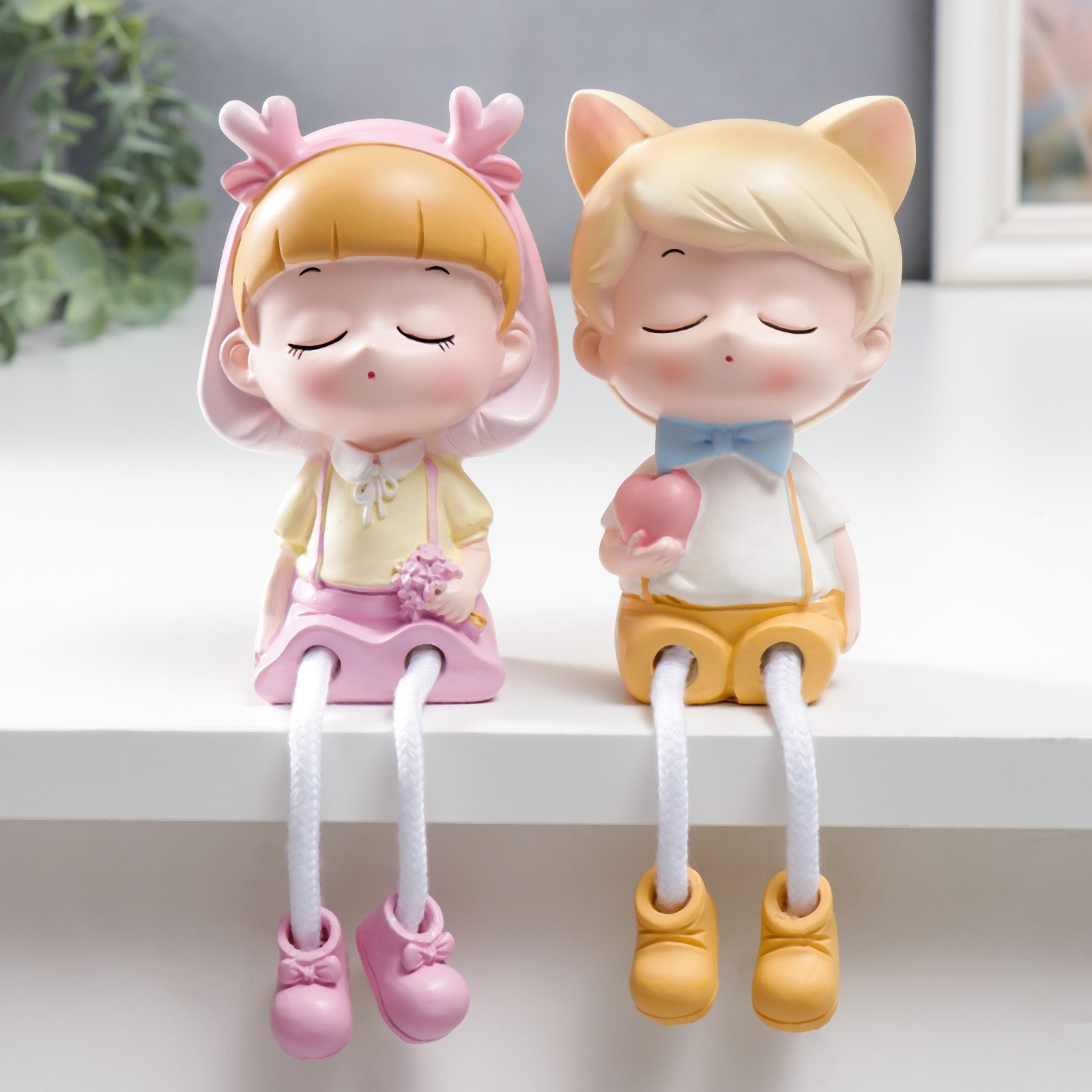 Изображение товара Сувенир интерьерный "Малыш-котик/Малышка-олешка с длинными ножками" набор 2 шт 19x6x7.5 см