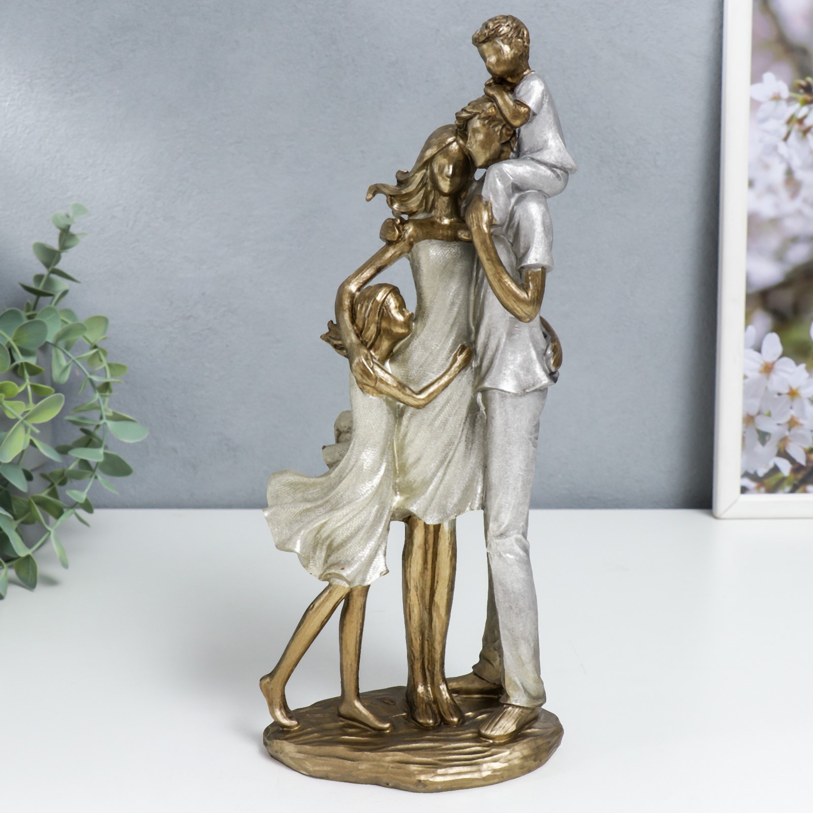 Изображение товара Сувенир интерьерный "Наша большая семья" серо-синий и перламутр 28.5x10.5x12.5 см