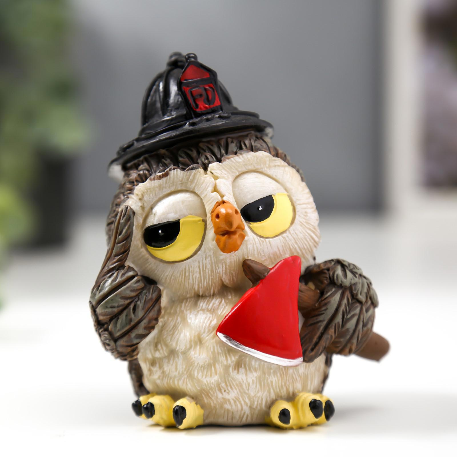 Изображение товара Совёнок - пожарный, сувенир интерьерный, 10x7x8 см