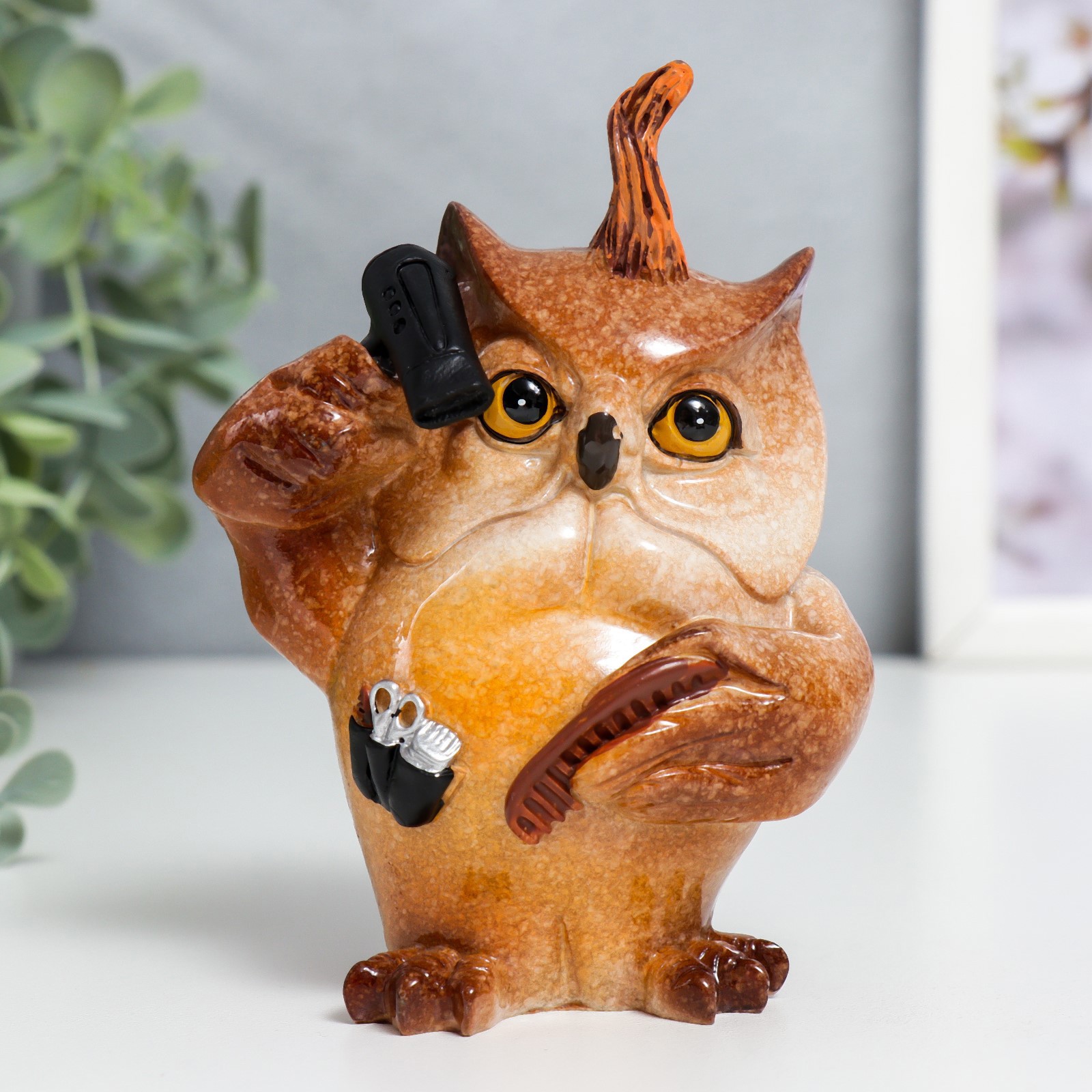 Изображение товара Декоративная фигура SIMALAND Филин - Парикмахер-стилист 11,2x6x8 см