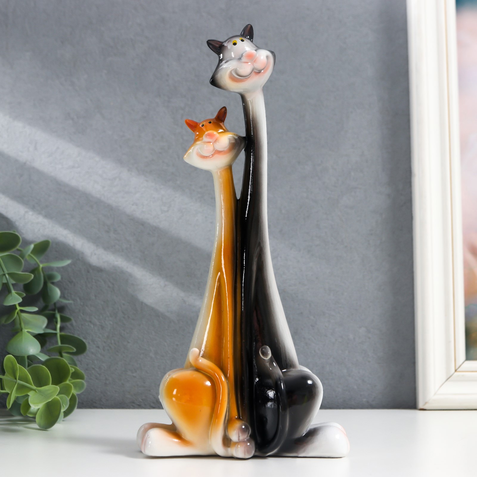 Изображение товара Сувенир интерьерный обнимашки "Кот и кошка - удивление" 23x11x5.7 см