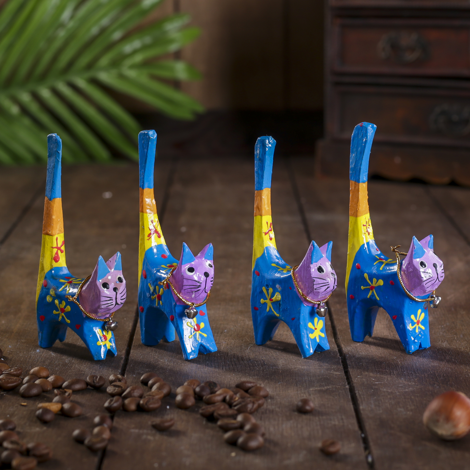 Изображение товара Набор сувениров интерьерных "Кошечки цветные" 4 штуки 7x5x10 см