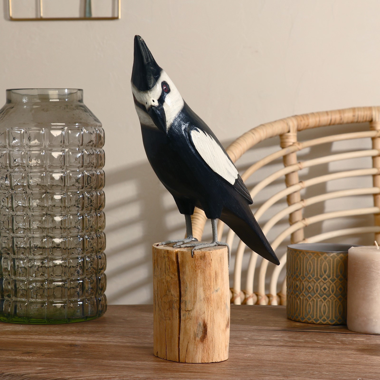 Изображение товара Сувенир интерьерный "Попугай на пеньке" чёрный 30 см 1 мод.