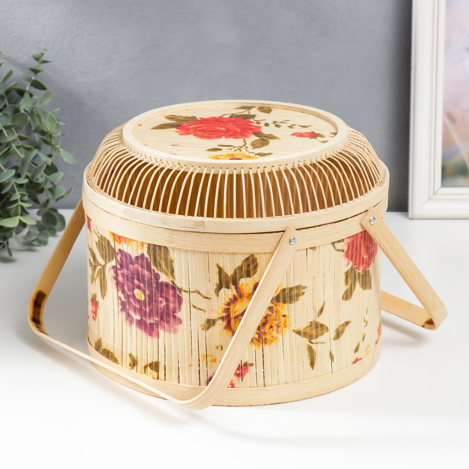 Изображение товара Шкатулка из бамбука «Сад с пионами» ажур, с ручками — 19x26x26 см