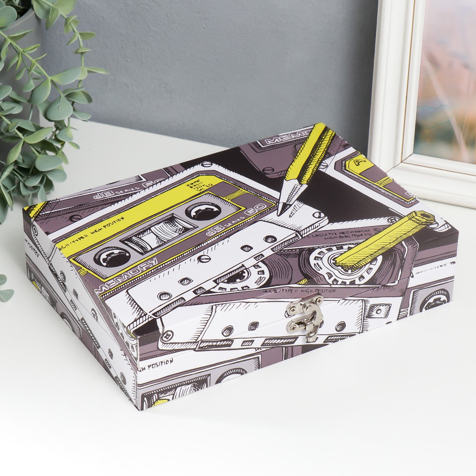 Изображение товара Шкатулка универсальная "Аудиокассеты" 5.5x24x17 см