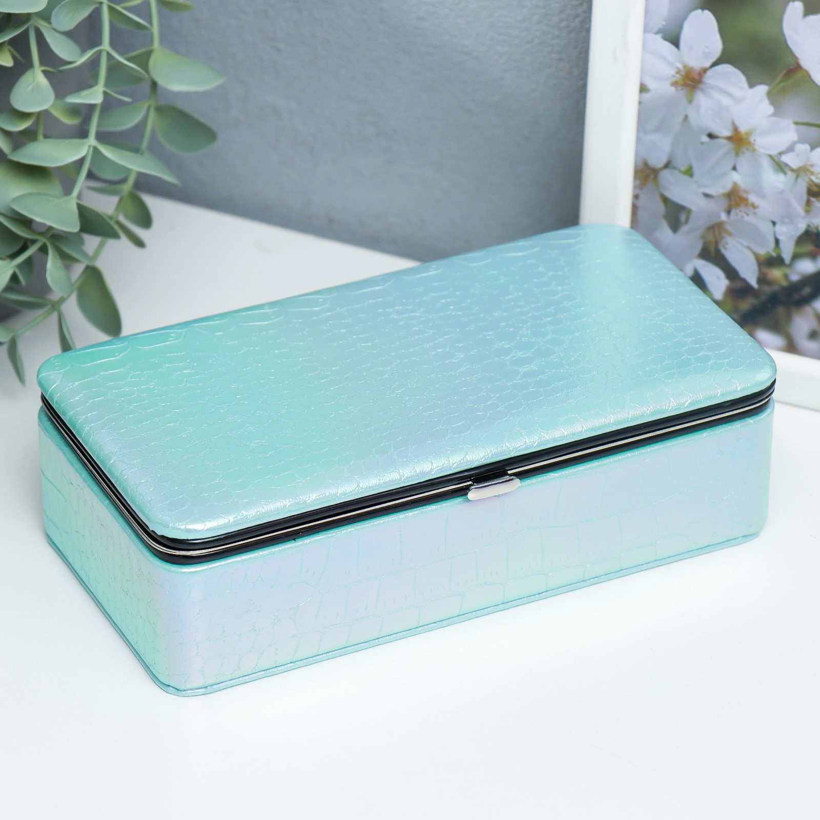 Изображение товара Шкатулка для украшений Рептилия Голубой перламутр 6x9.8x18.5 см