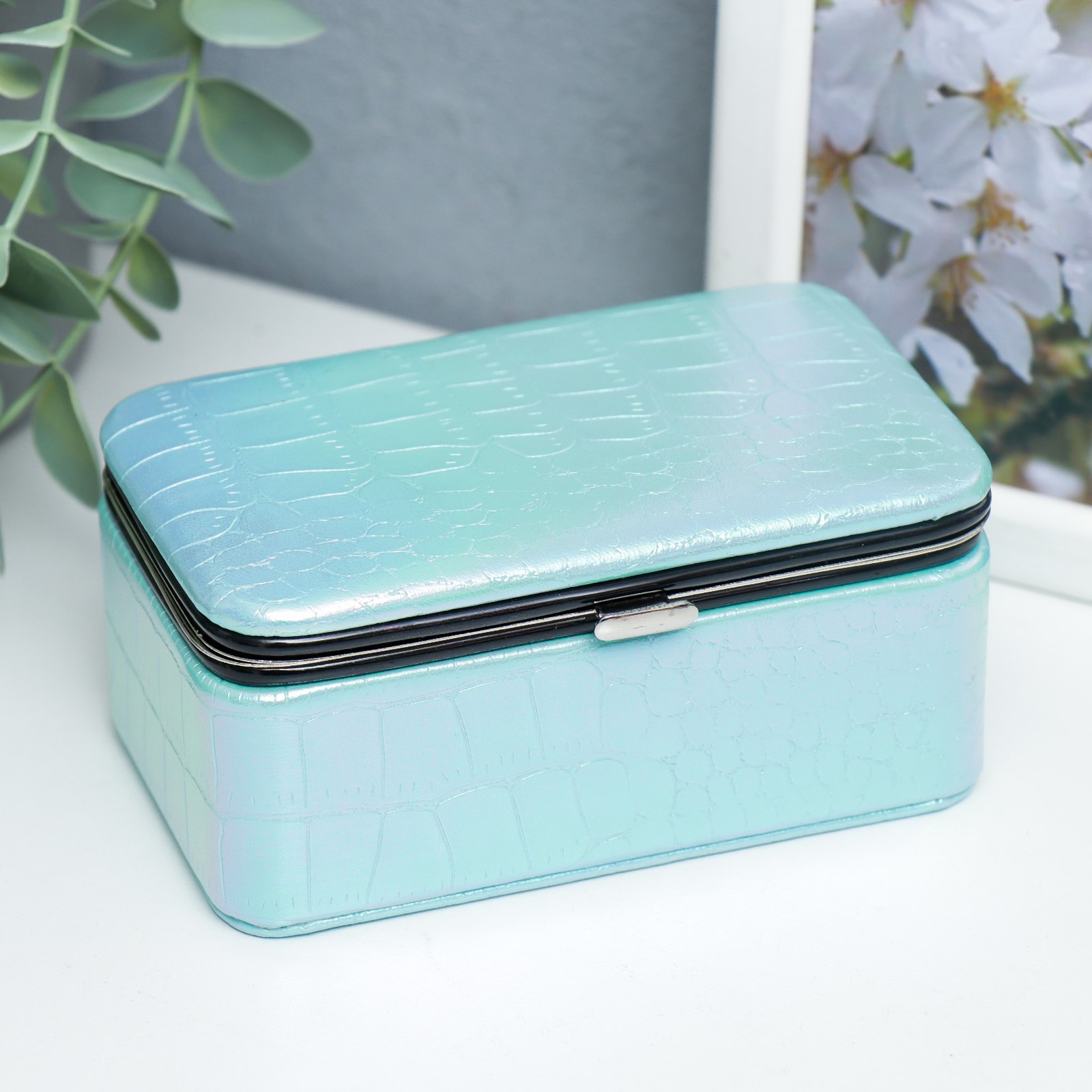 Изображение товара Шкатулка для украшений Рептилия Голубой перламутр 6x7x12 см