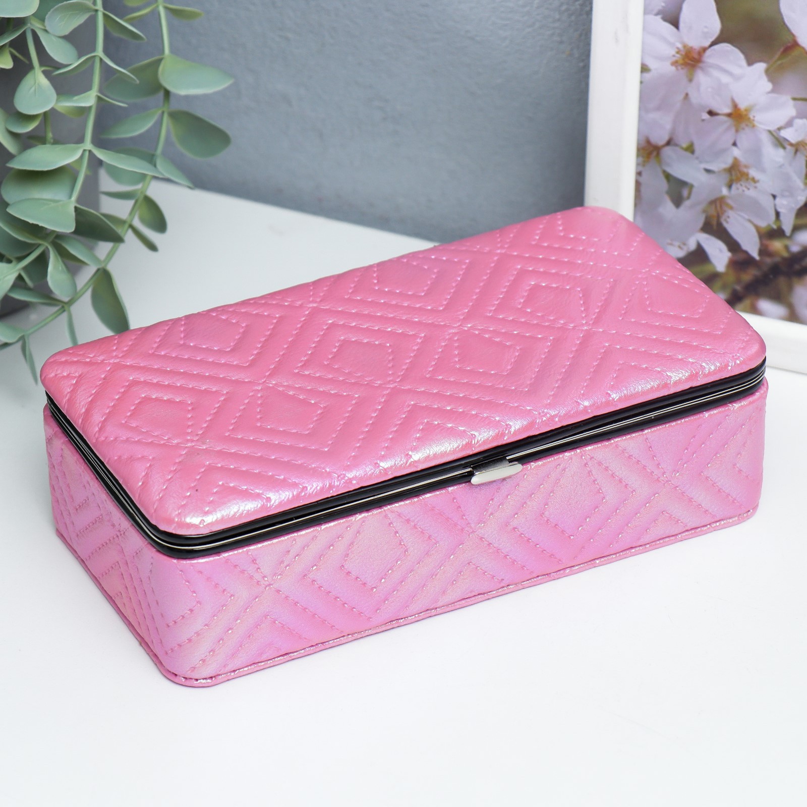 Изображение товара Шкатулка для украшений "Узор из ромбов. Розовый перламутр" 6x9.8x18.5 см