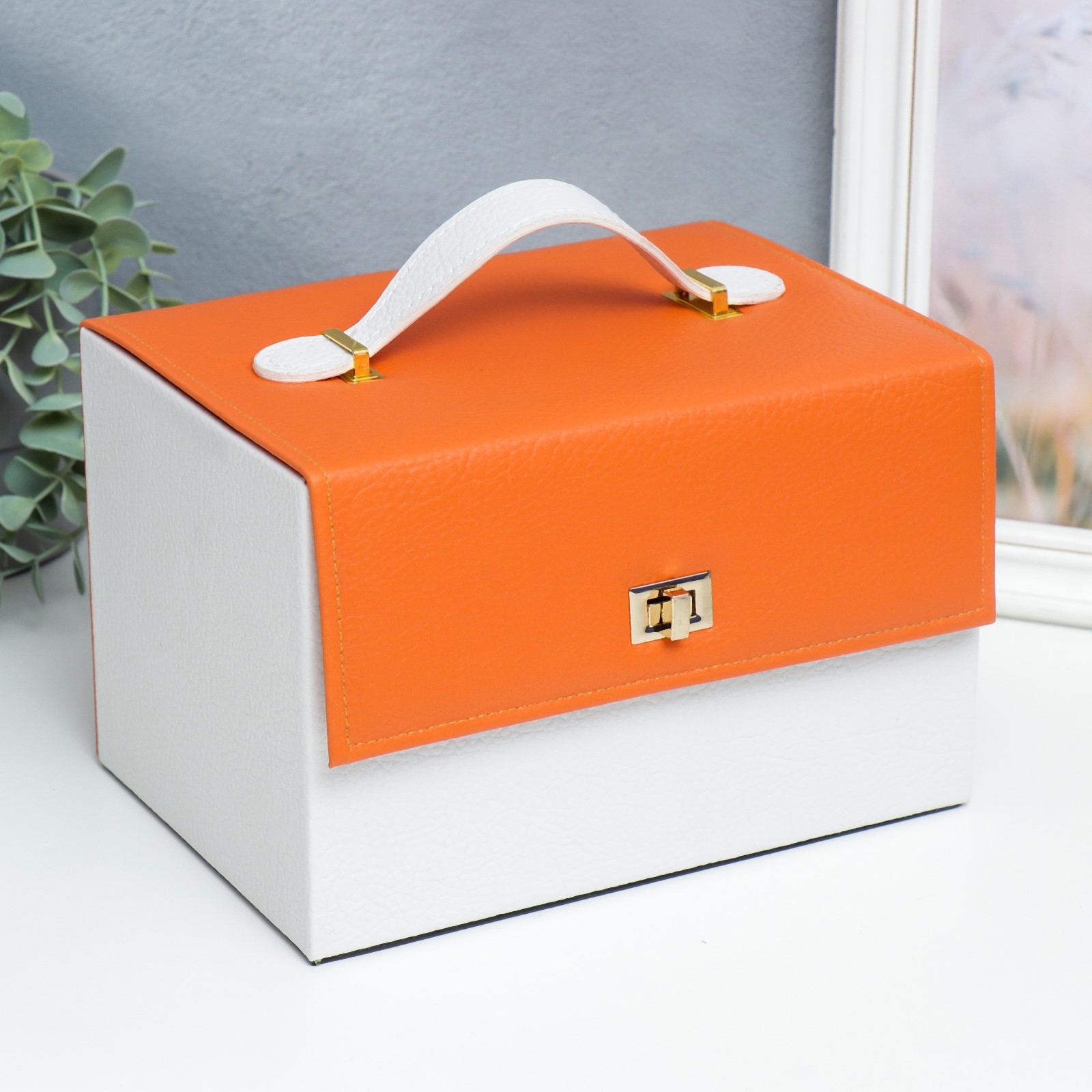 Изображение товара Шкатулка для украшений сундук "Стильный. Оранж+белый" 15x16x23 см