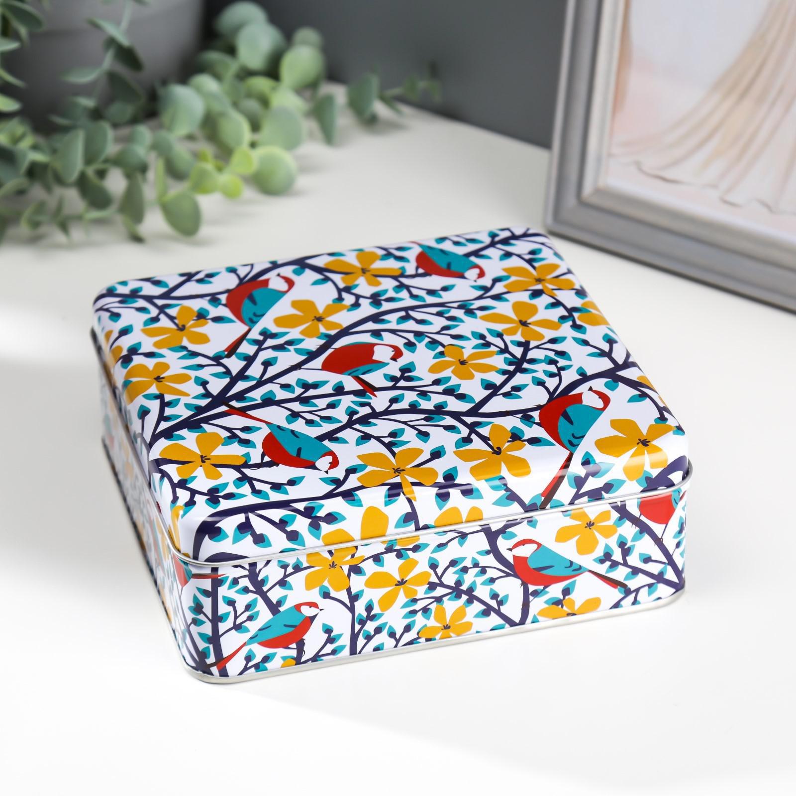 Изображение товара Шкатулка универсальная квадрат Птички на цветущих ветках 6x17x17 см