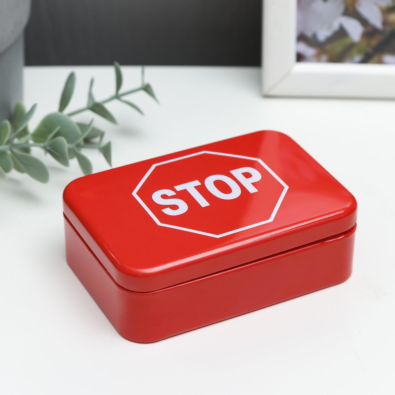 Изображение товара Шкатулка металл/Дорожный знак Stop 3,1x6,6x9,5 см