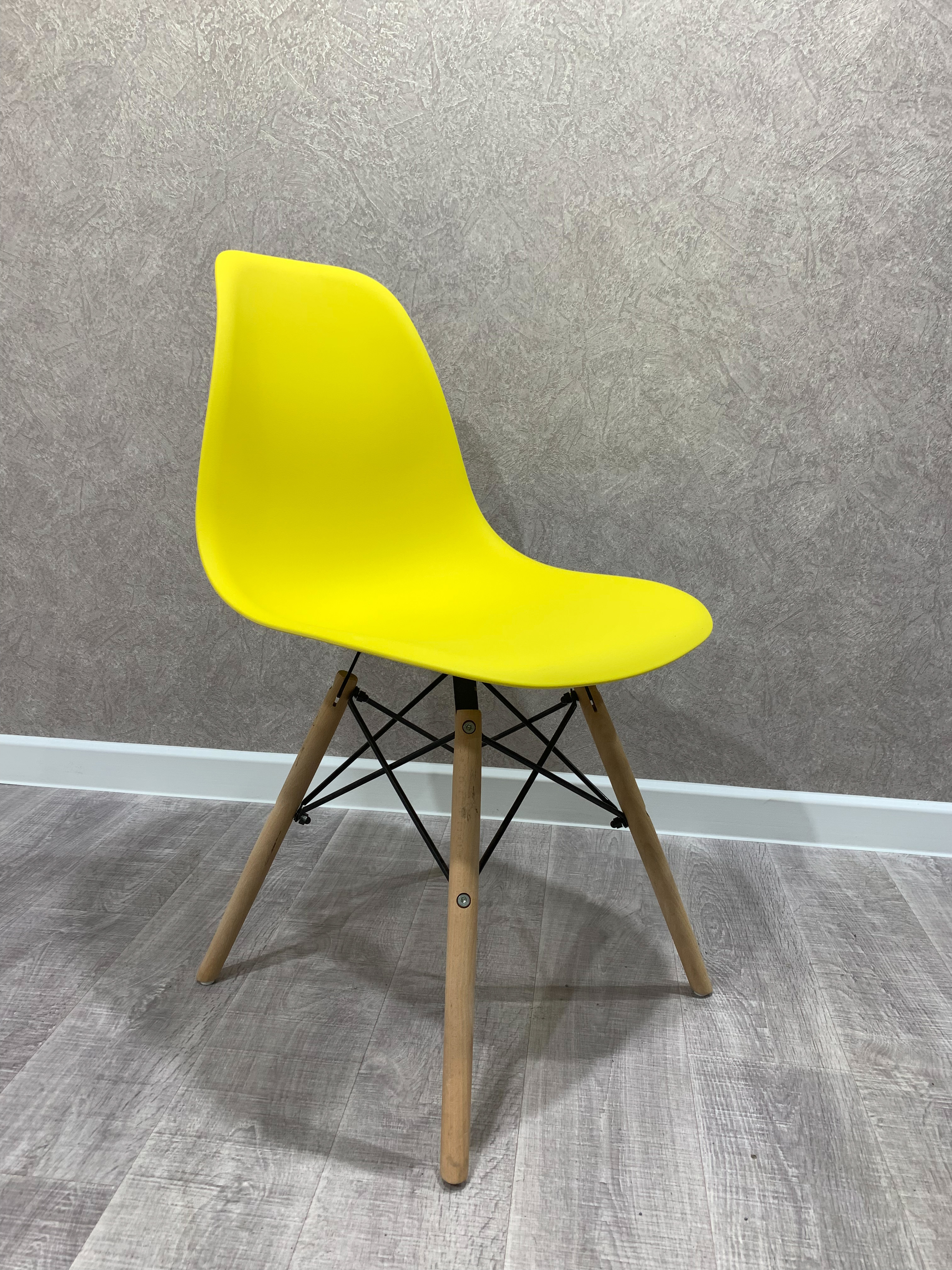 Изображение товара Комплект садовых стульев Мекко 623-1 желтый 3 шт пластиковые эргономичные