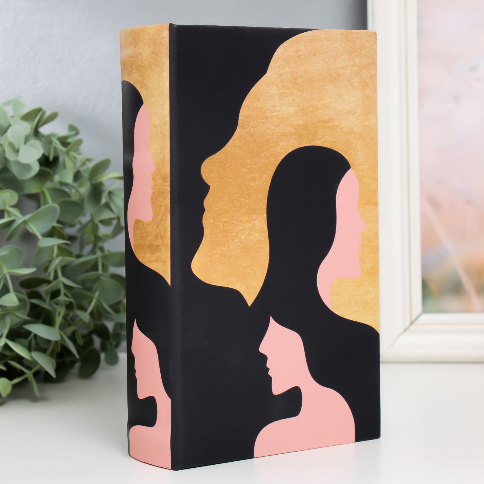 Изображение товара Шкатулка сейф-книга "Лица" 21x13x5 см