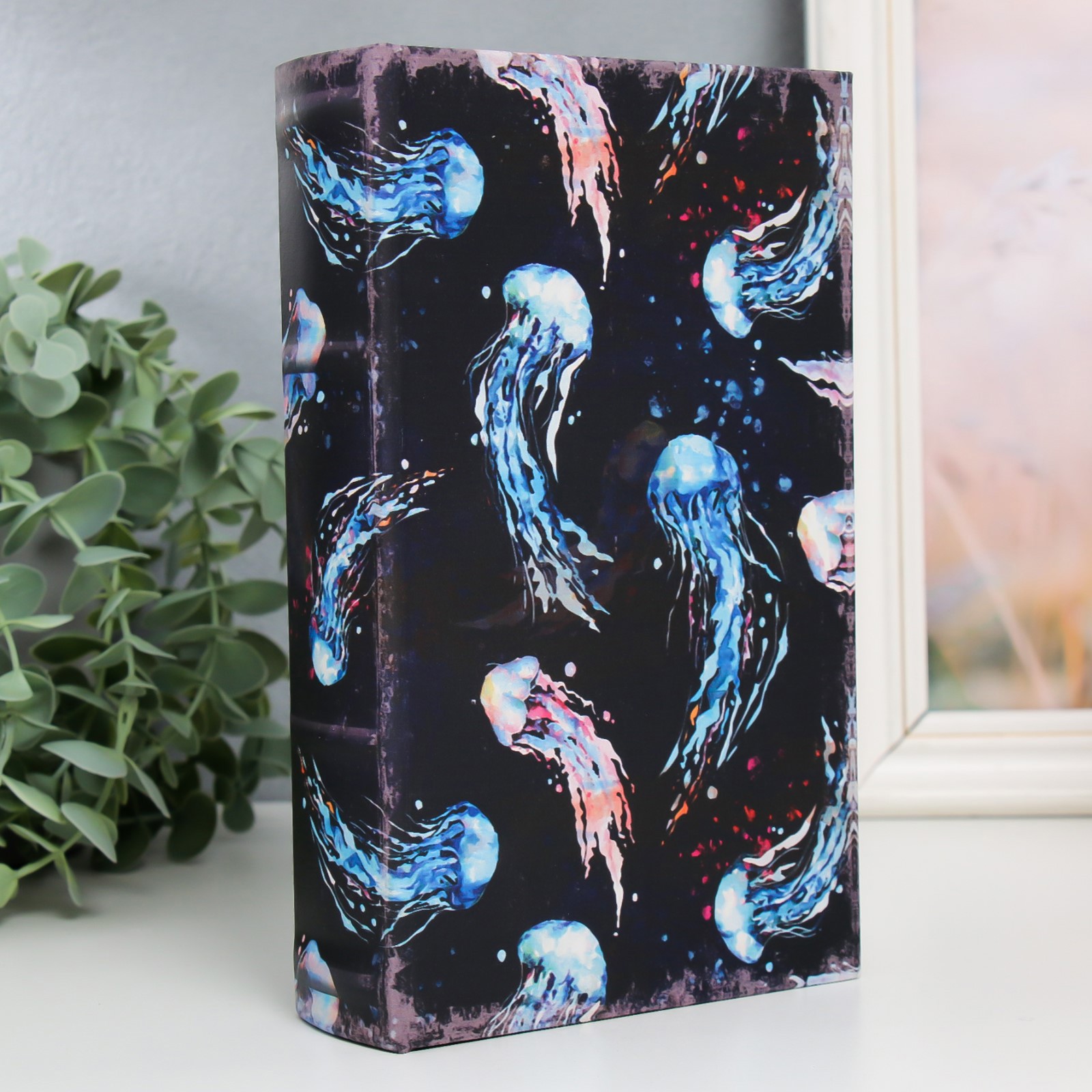 Изображение товара Шкатулка сейф-книга "Медузы" 21x13x5 см