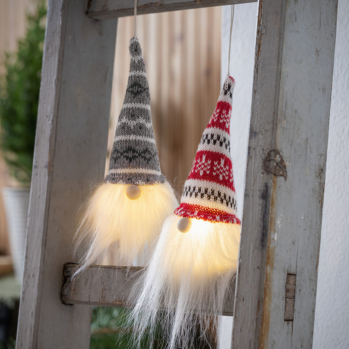 Изображение товара Декоративные подвесные украшения "Гномы" 2 штуки