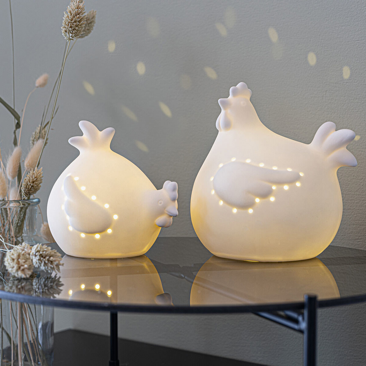 Изображение товара Декоративные фигуры "Курочки" 2 штуки, с подсветкой