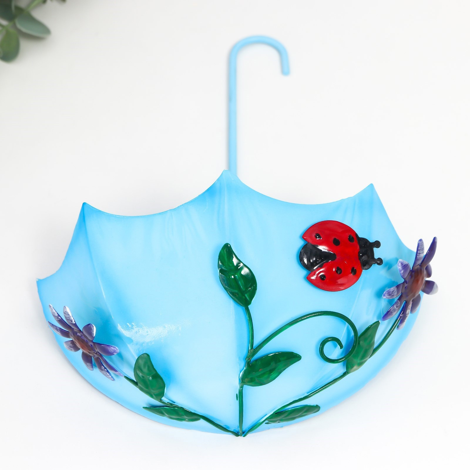 Изображение товара Сувенир интерьерный "Зонтик с цветами и божьей коровкой" голубой 9.5x19.5x25.5 см