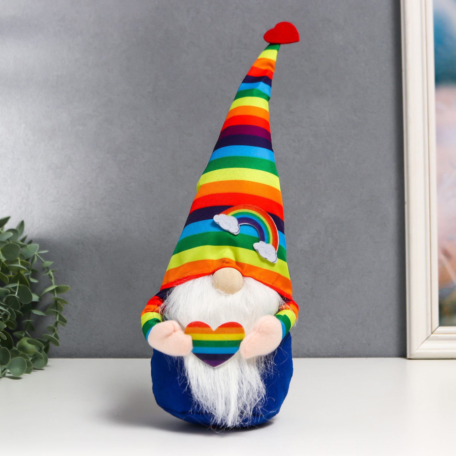 Изображение товара Кукла интерьерная Гном с сердцем-радугой в руках 38x9x8 см