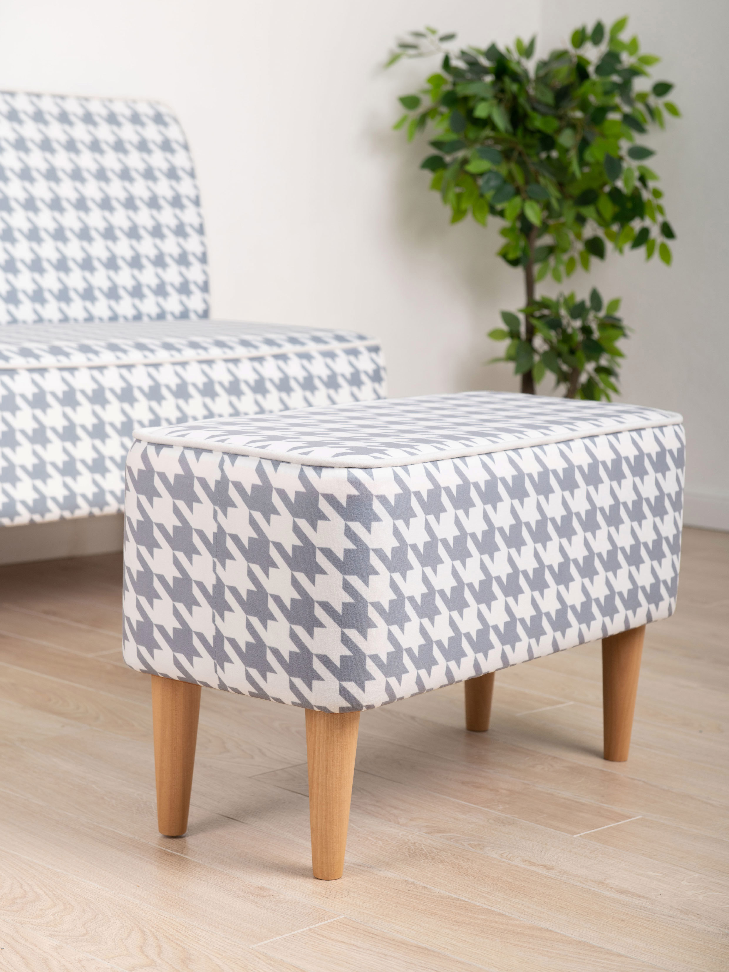 Изображение товара Банкетка Monofix Одос Домино 70x42x32 см микровелюр серый