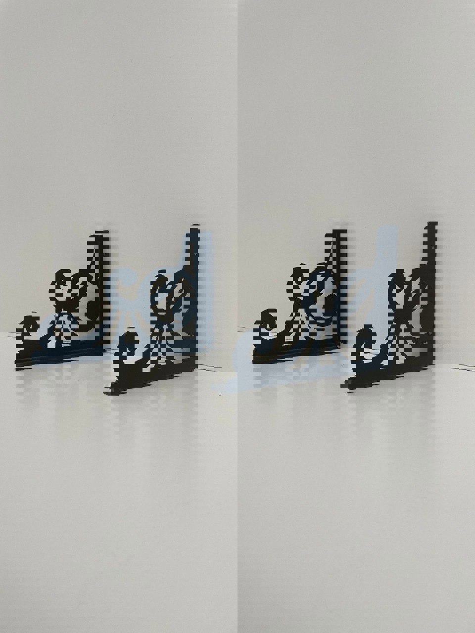 Изображение товара Кронштейны для полки на стену GOODEX Modena 7 металлические (сталь 1.5 мм) с порошковой окраской черные