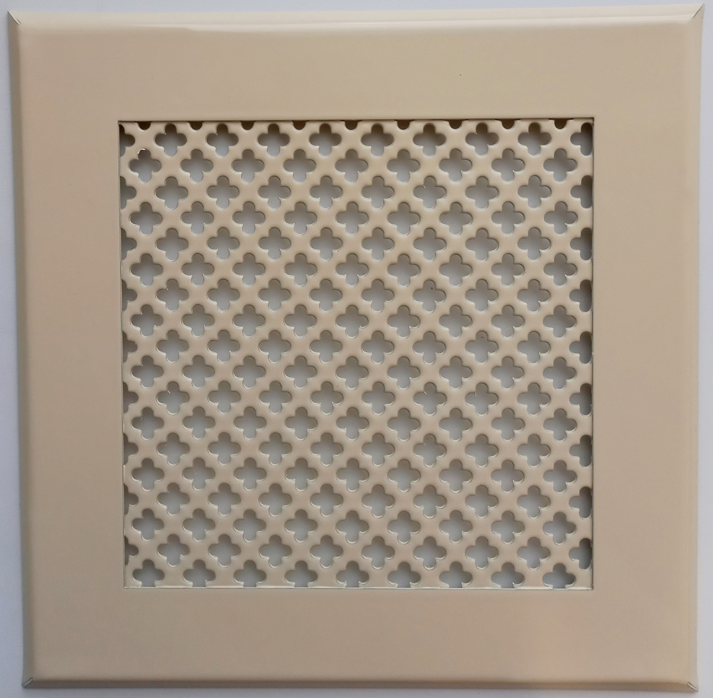 Изображение товара Шамрай VRC001002 100x100 мм вентиляционная решетка сталь кремовый