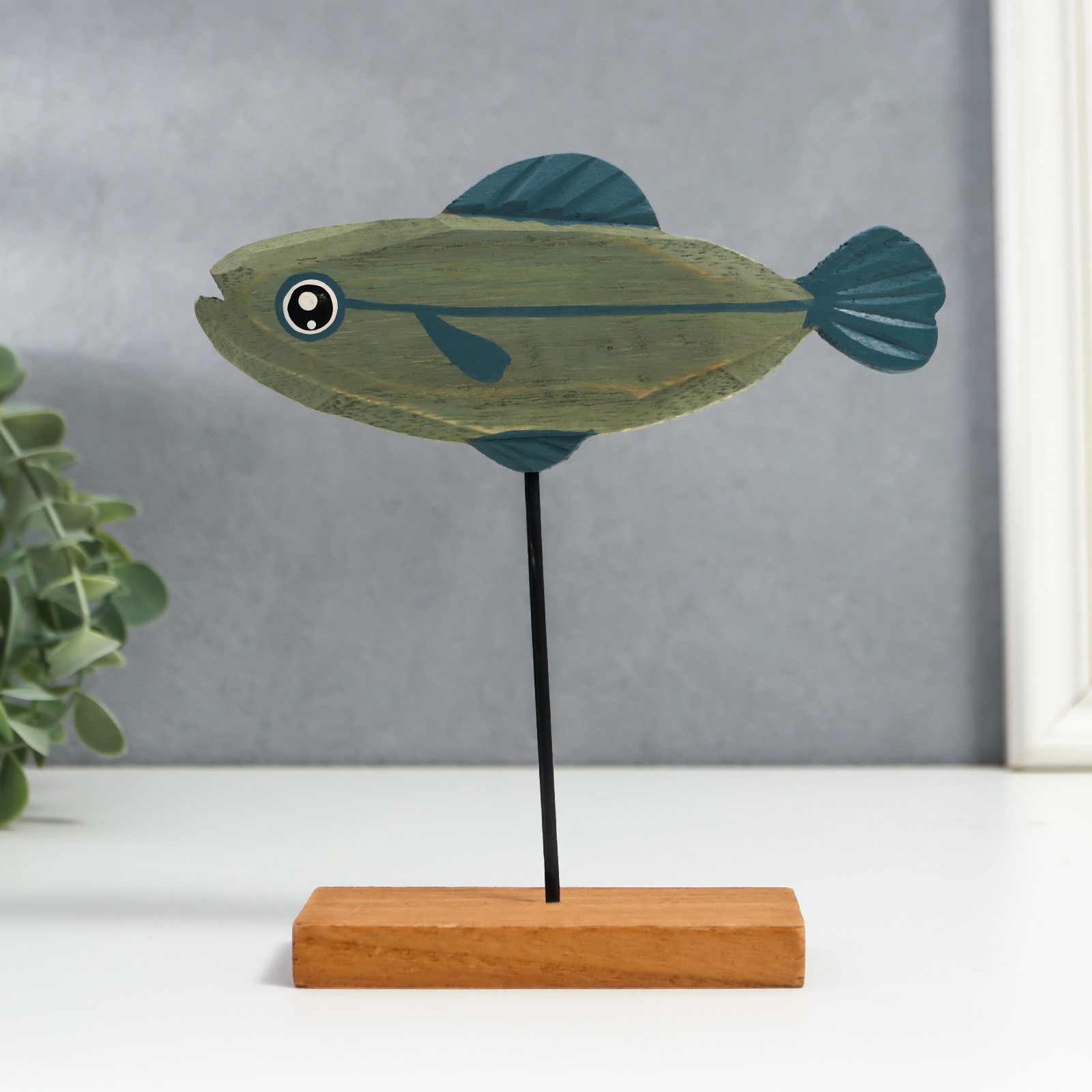 Изображение товара Сувенир интерьерный "Голубая рыбка" 16x4.5x18 см Изображение товара Сувенир интерьерный "Голубая рыбка" 16x4.5x18 см