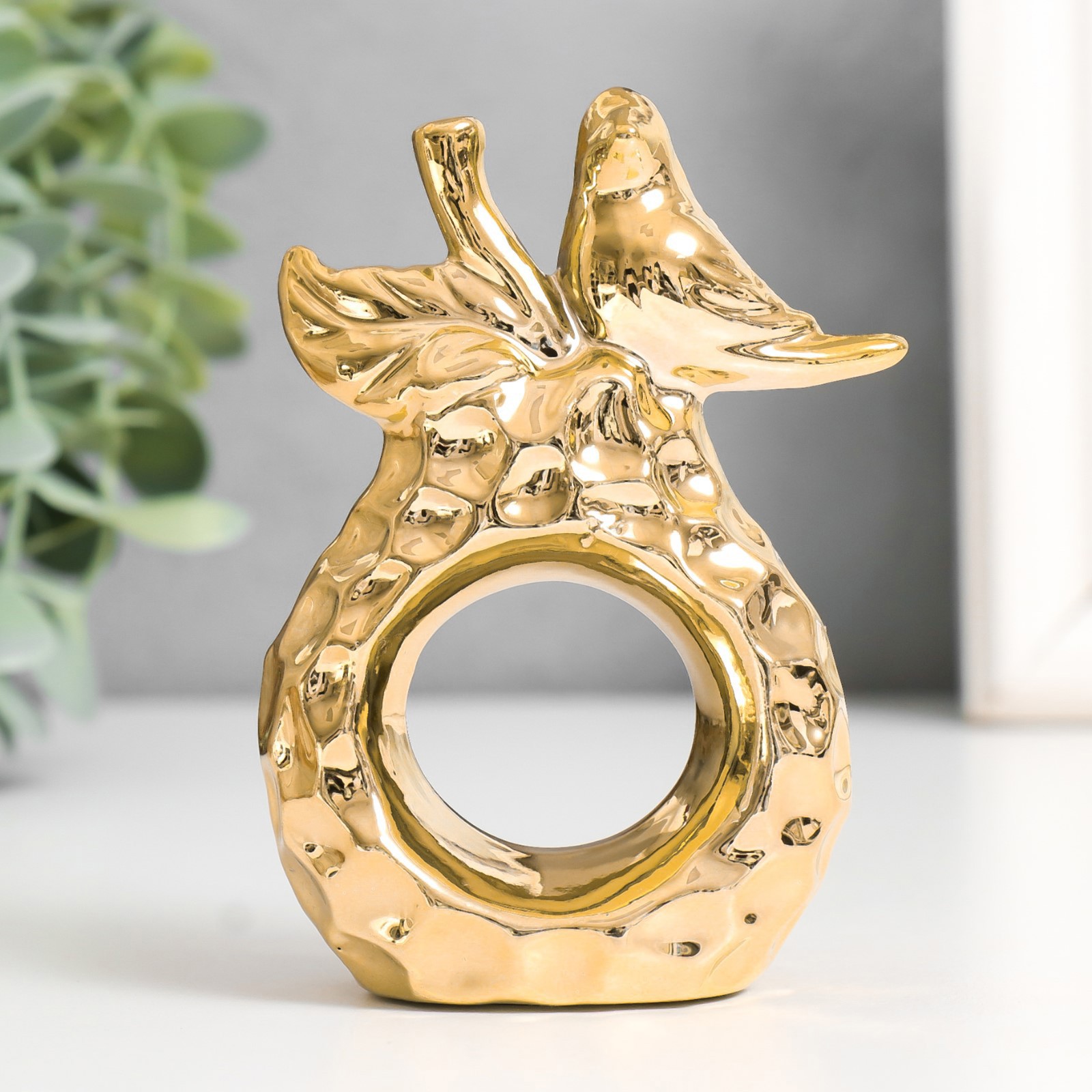 Изображение товара Сувенир интерьерный "Птица на груше" золото 6.8x3.7x10.3 см