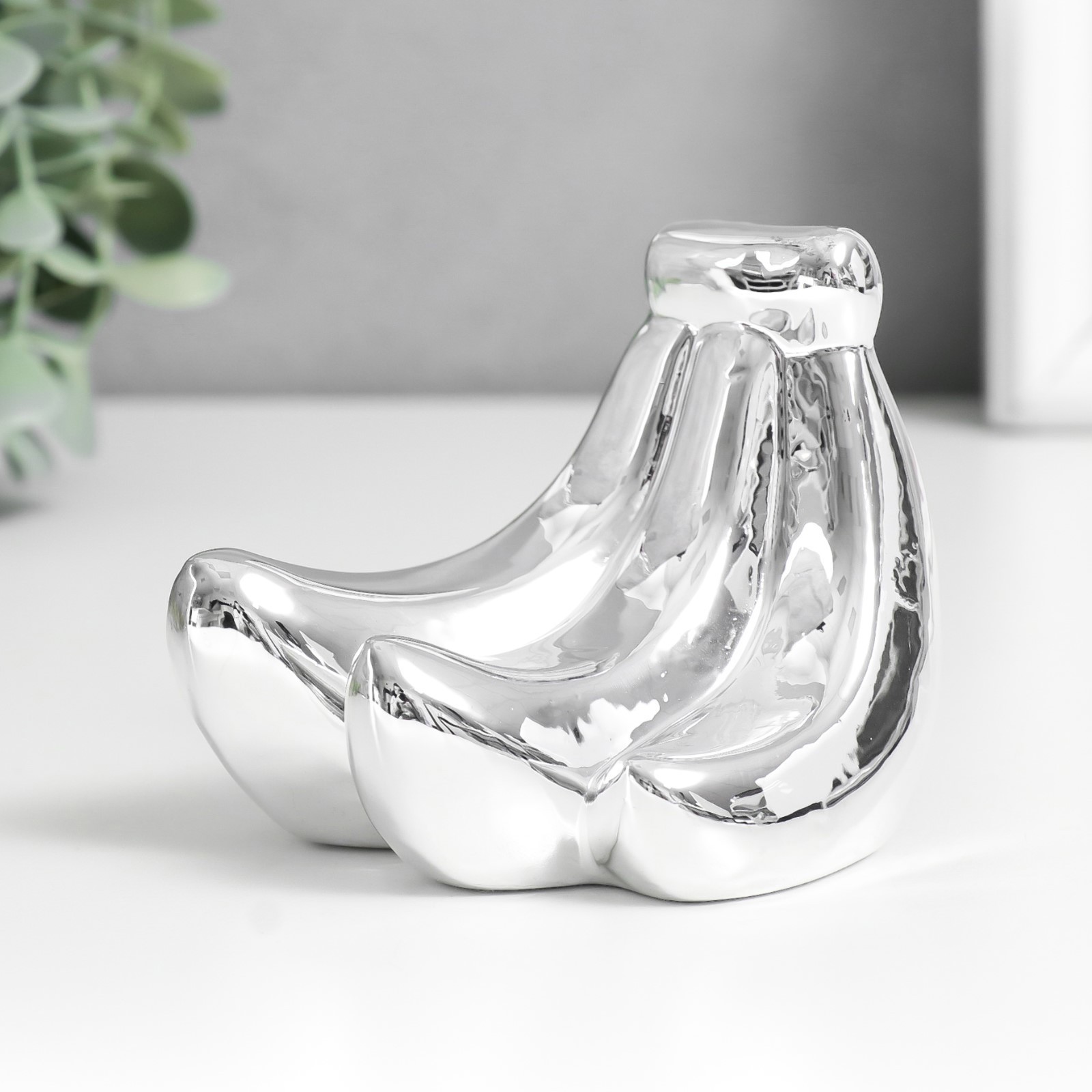 Изображение товара Сувенир интерьерный "Связка бананов" серебро 8x7.5x7.5 см