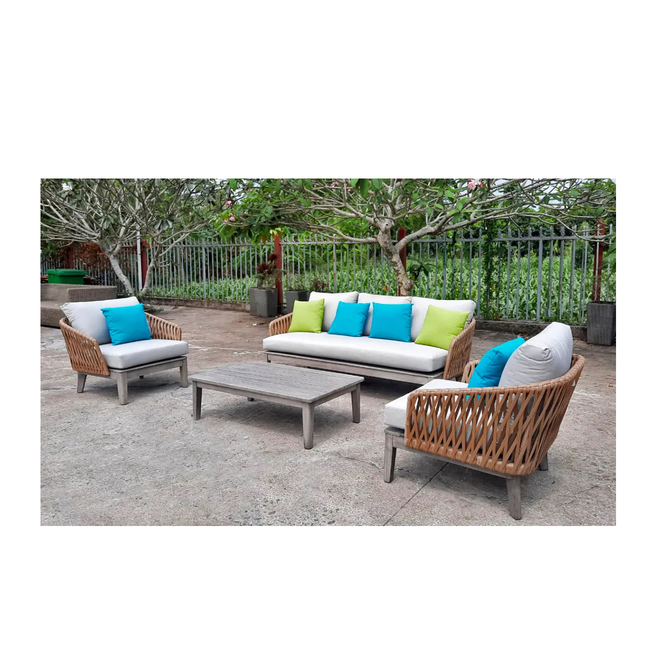 Изображение товара Комплект садовой мебели Azzura Bahama lounge из акации и алюминия